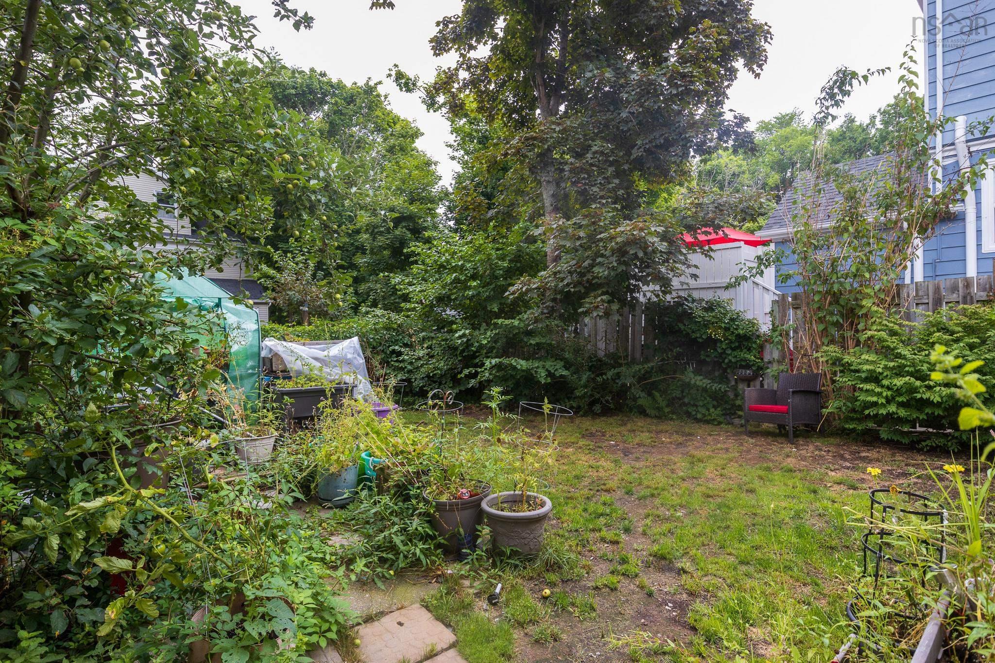 $380,000.00: 79 Whitney Avenue, Sydney