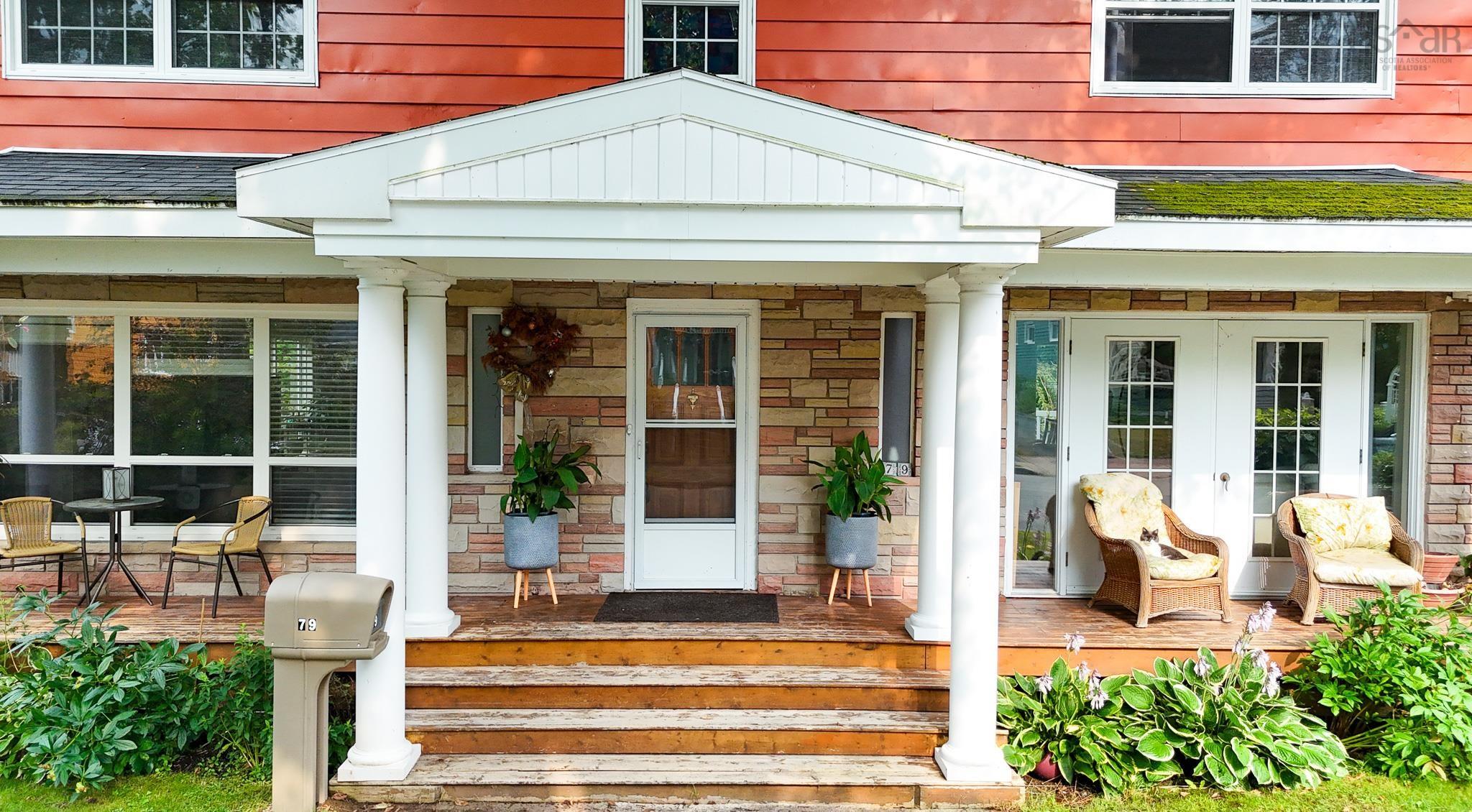 $380,000.00: 79 Whitney Avenue, Sydney