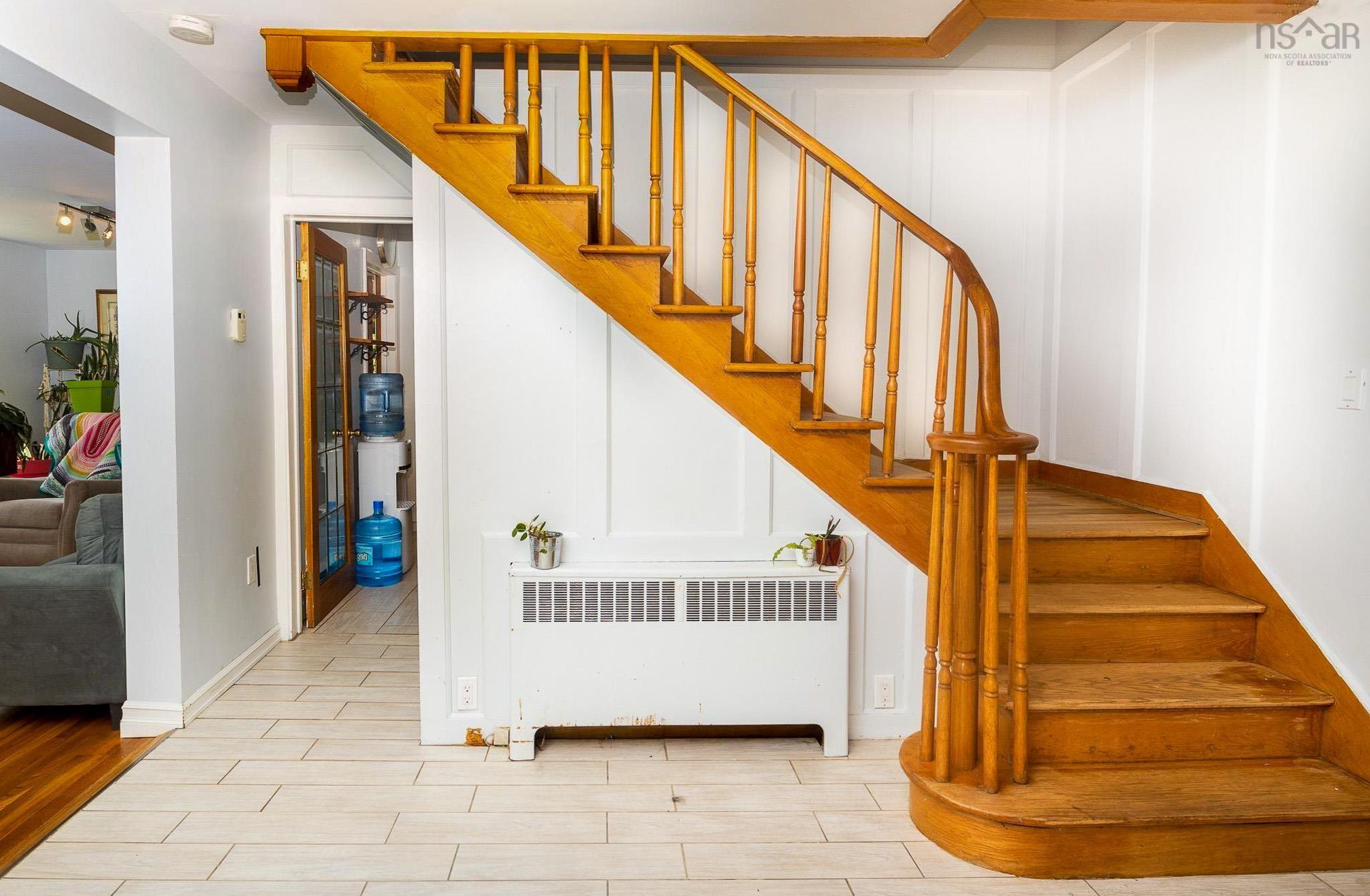 $380,000.00: 79 Whitney Avenue, Sydney