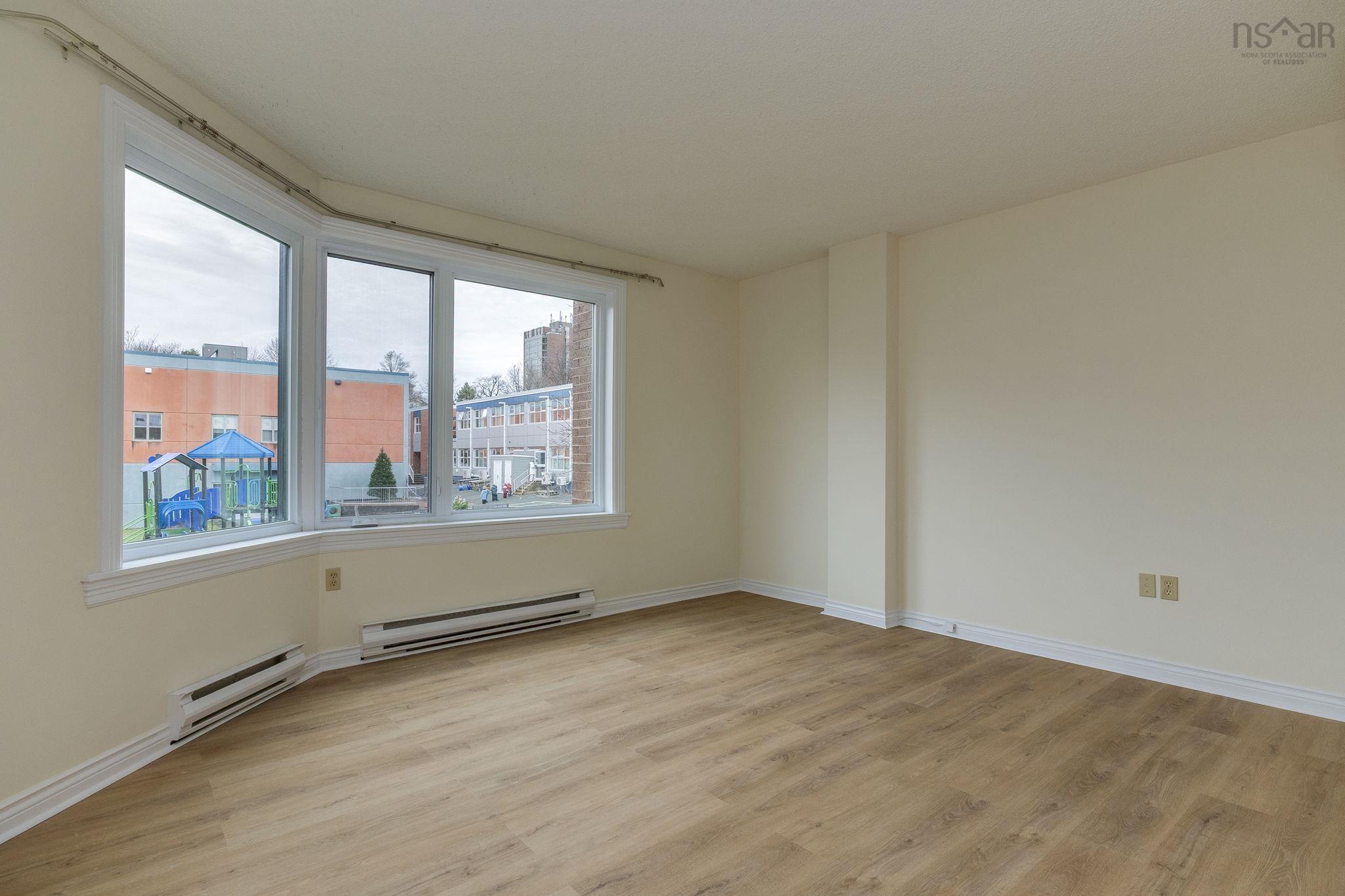 $709,900.00: 110 1350 Oxford Street, Halifax