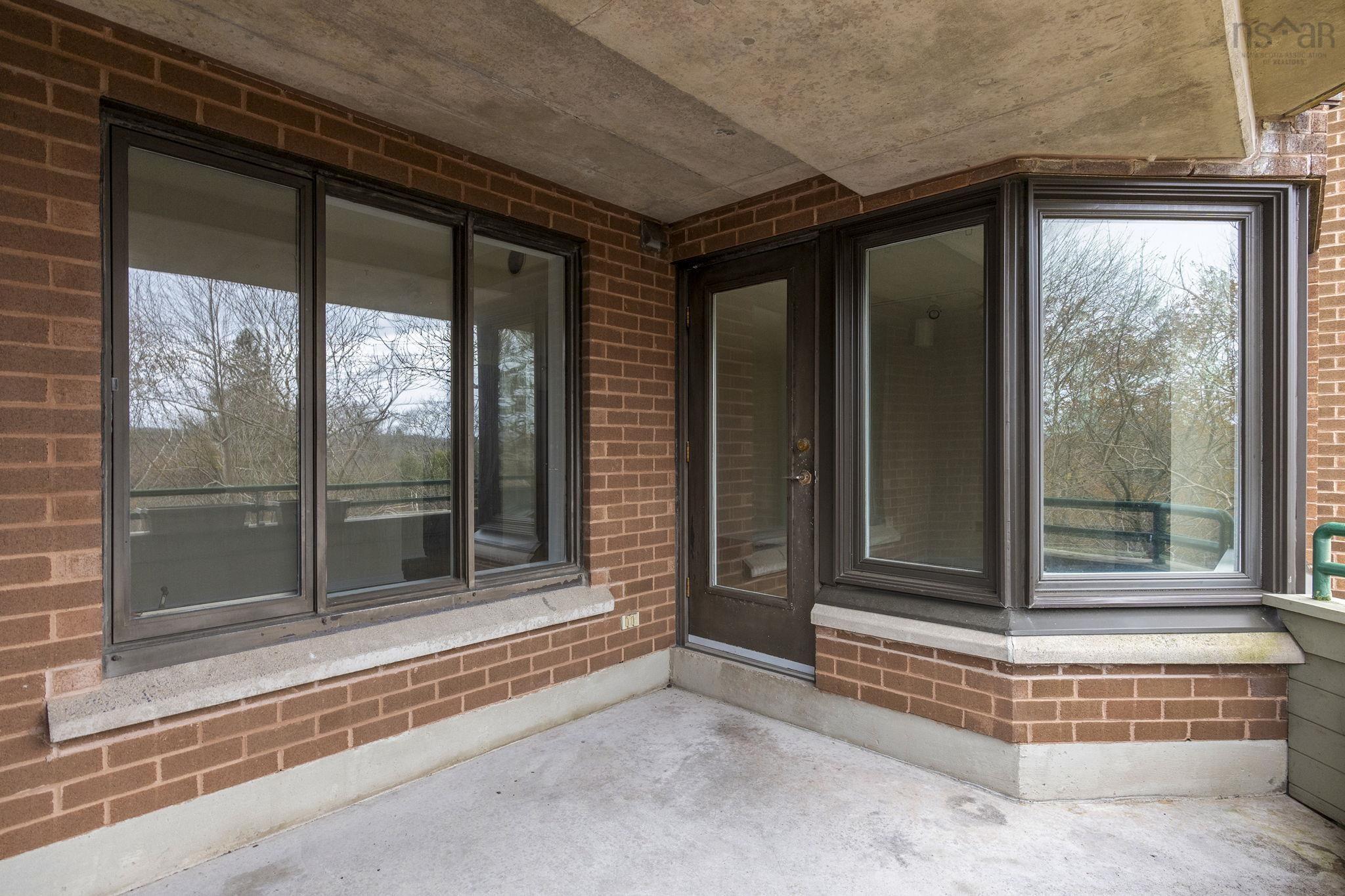 $709,900.00: 110 1350 Oxford Street, Halifax