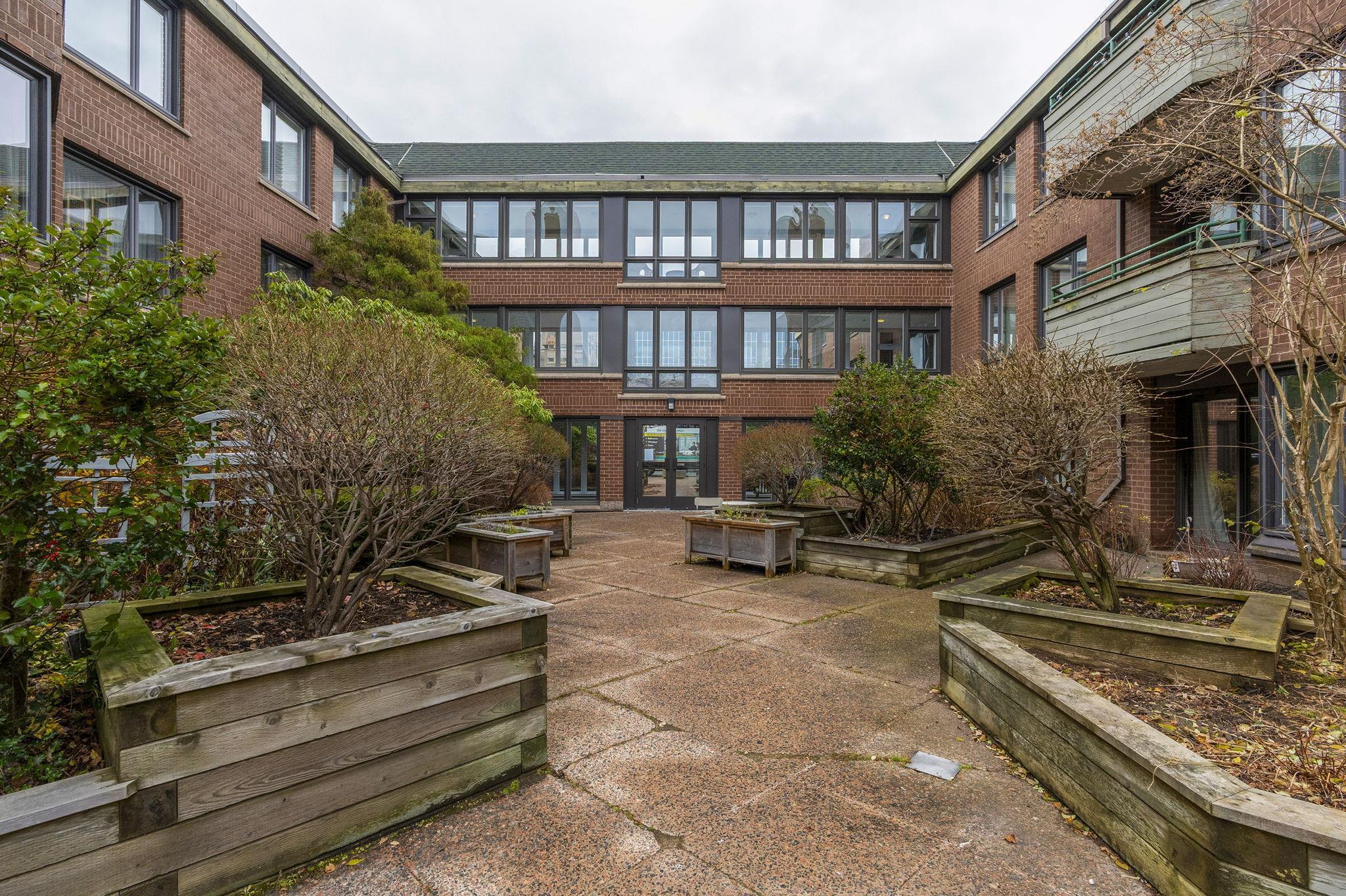 $709,900.00: 110 1350 Oxford Street, Halifax