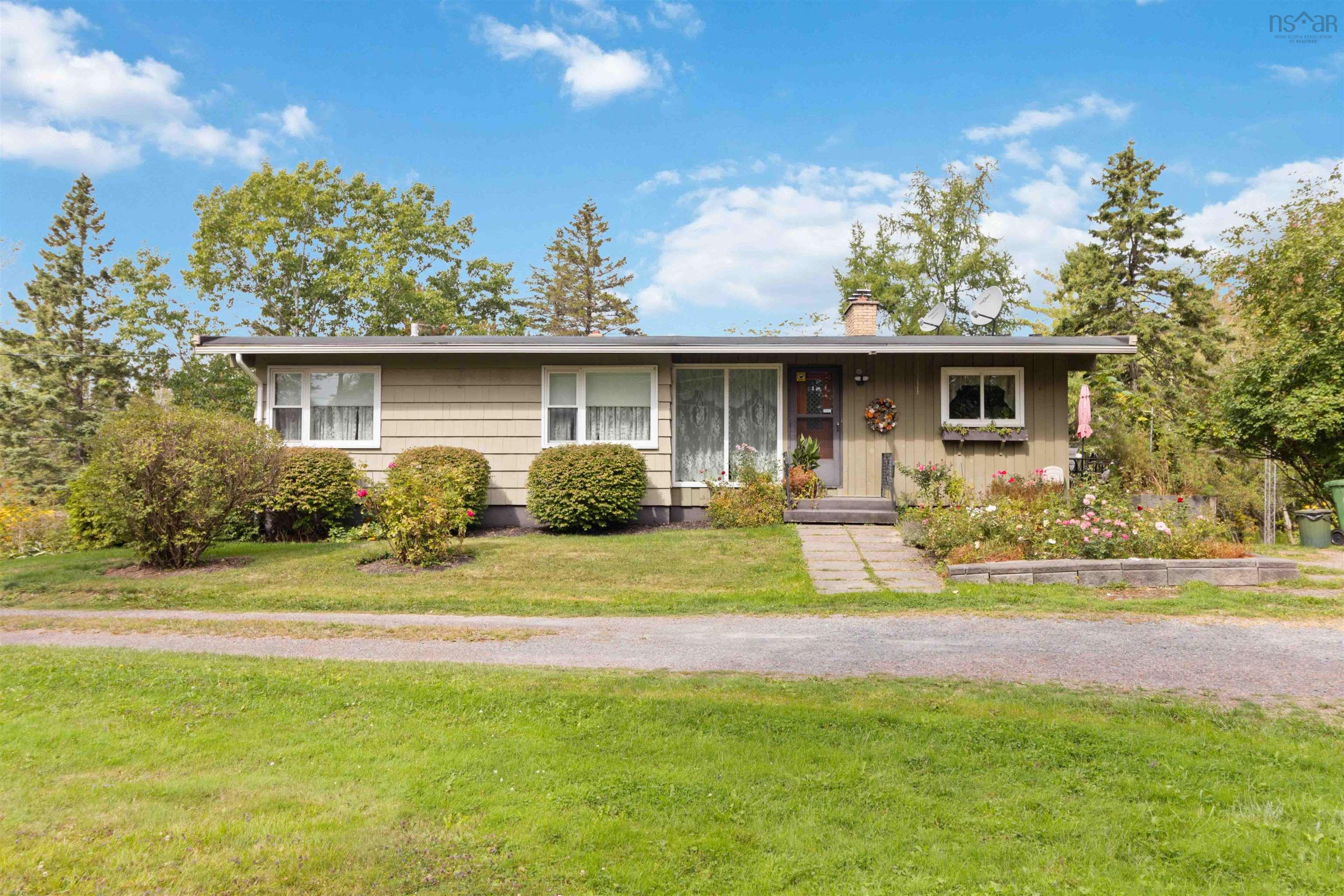 $499,900.00: 421 St. Andrews River Road, Shubenacadie