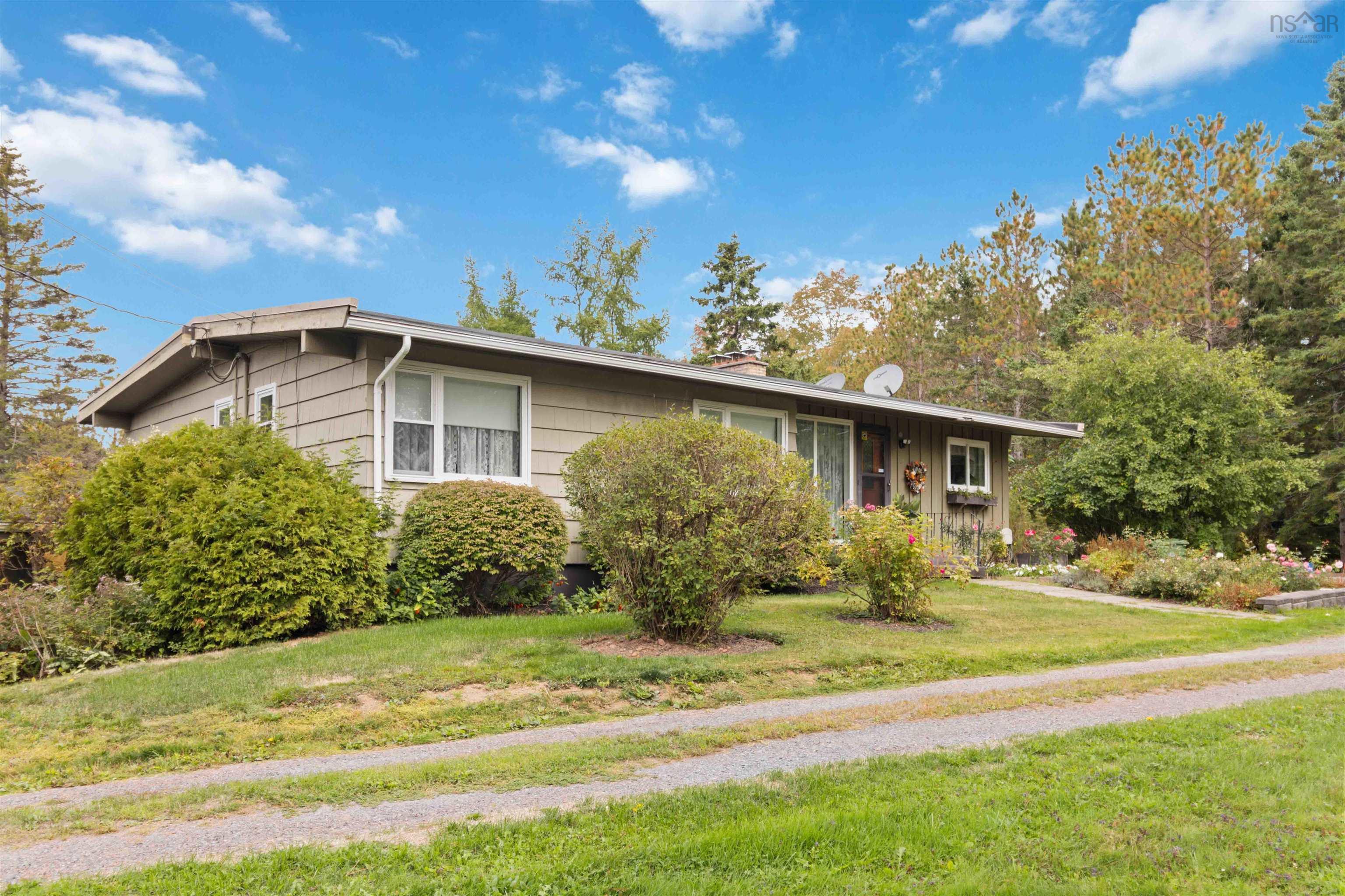 $499,900.00: 421 St. Andrews River Road, Shubenacadie