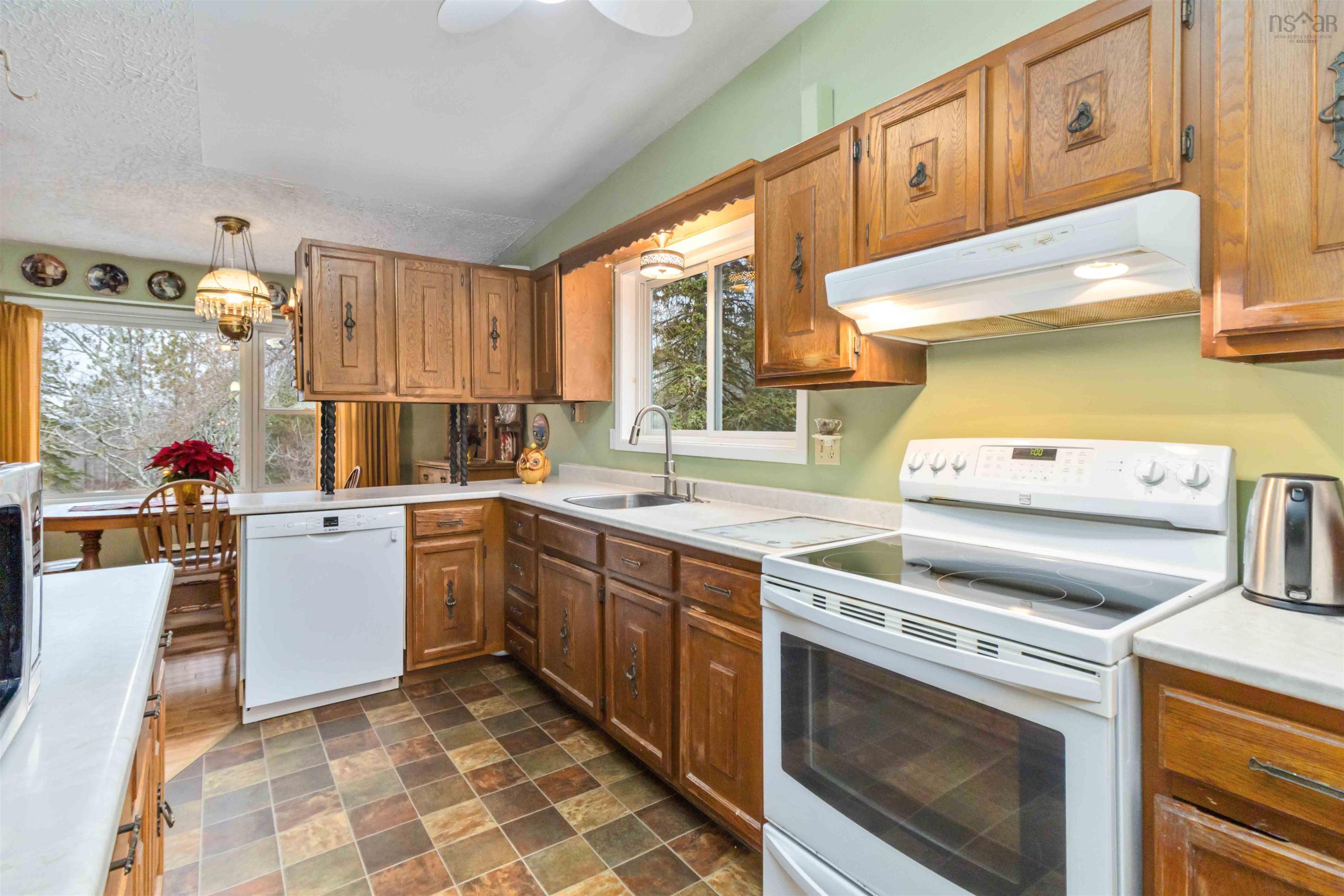 $499,900.00: 421 St. Andrews River Road, Shubenacadie