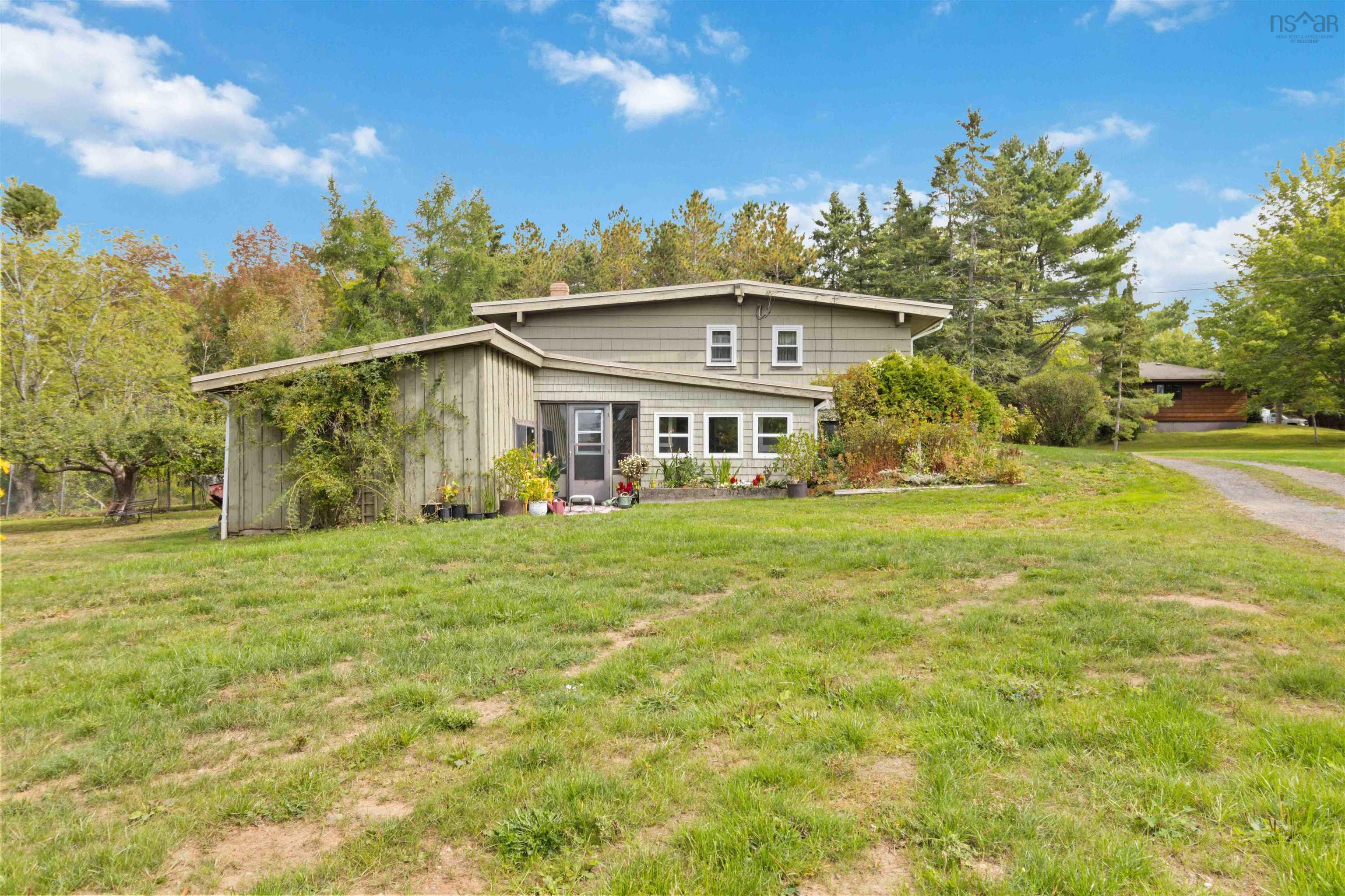 $499,900.00: 421 St. Andrews River Road, Shubenacadie