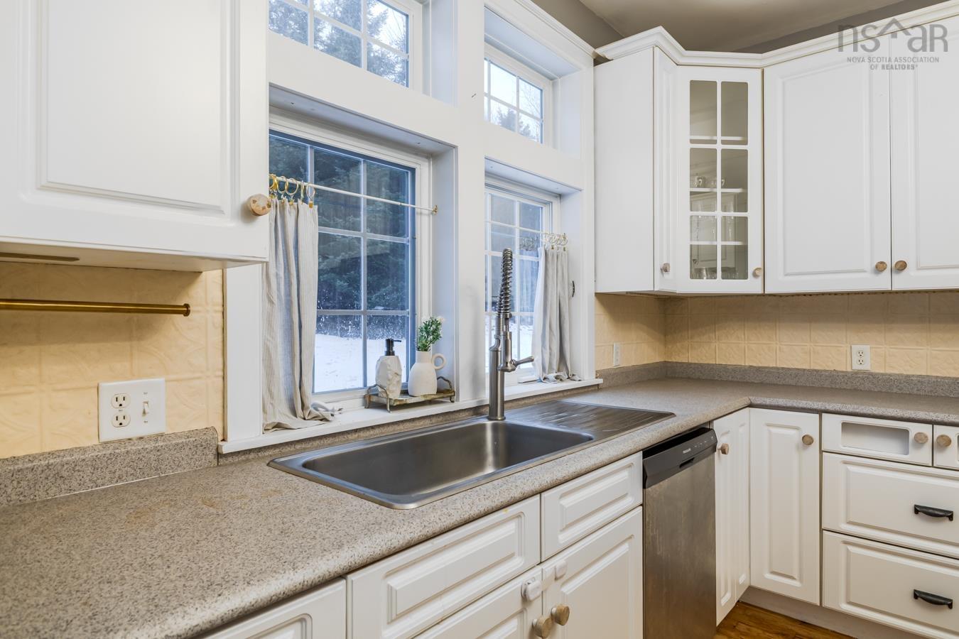 $649,900.00: 90 Old Court House Branch, Valley