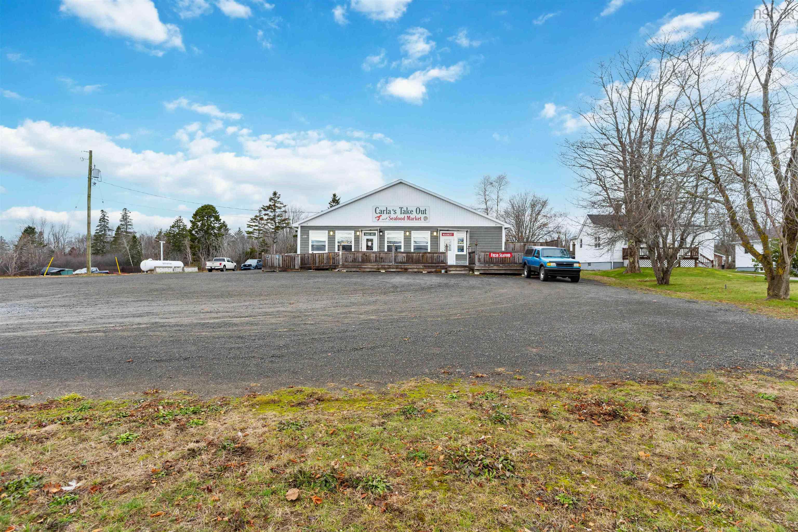 $950,000.00: 238 Highway 303, Conway