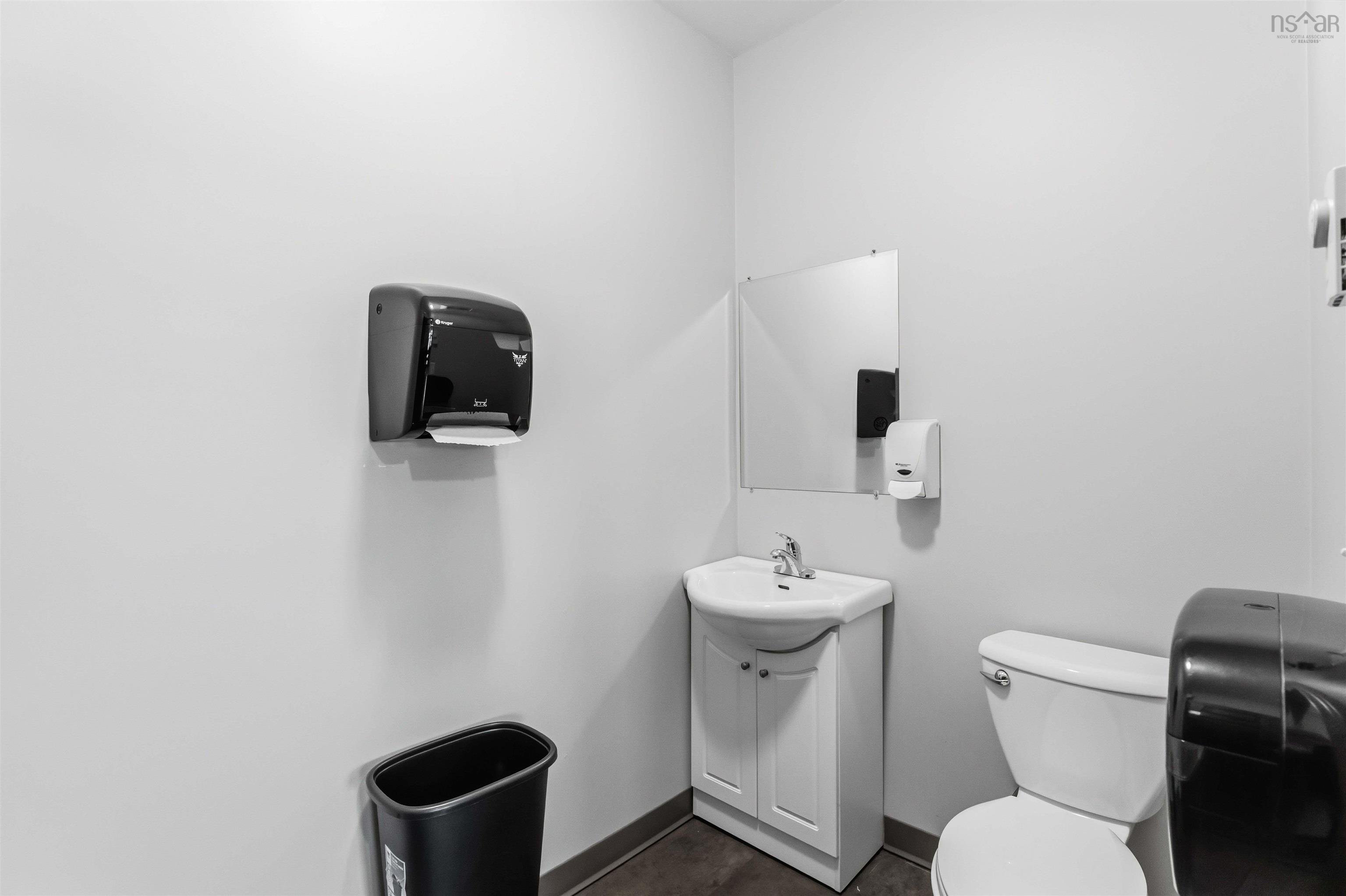 $950,000.00: 238 Highway 303, Conway