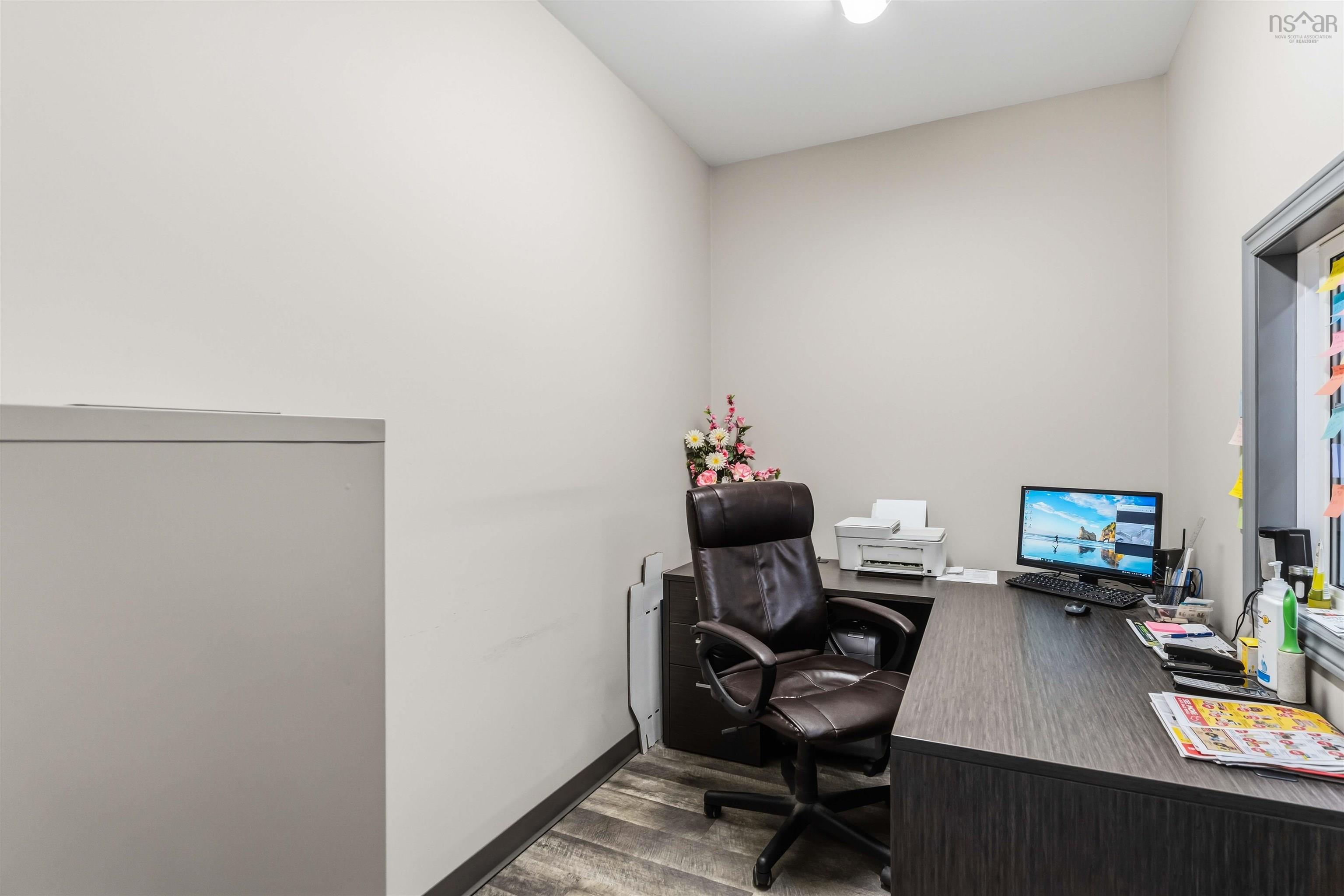 $950,000.00: 238 Highway 303, Conway