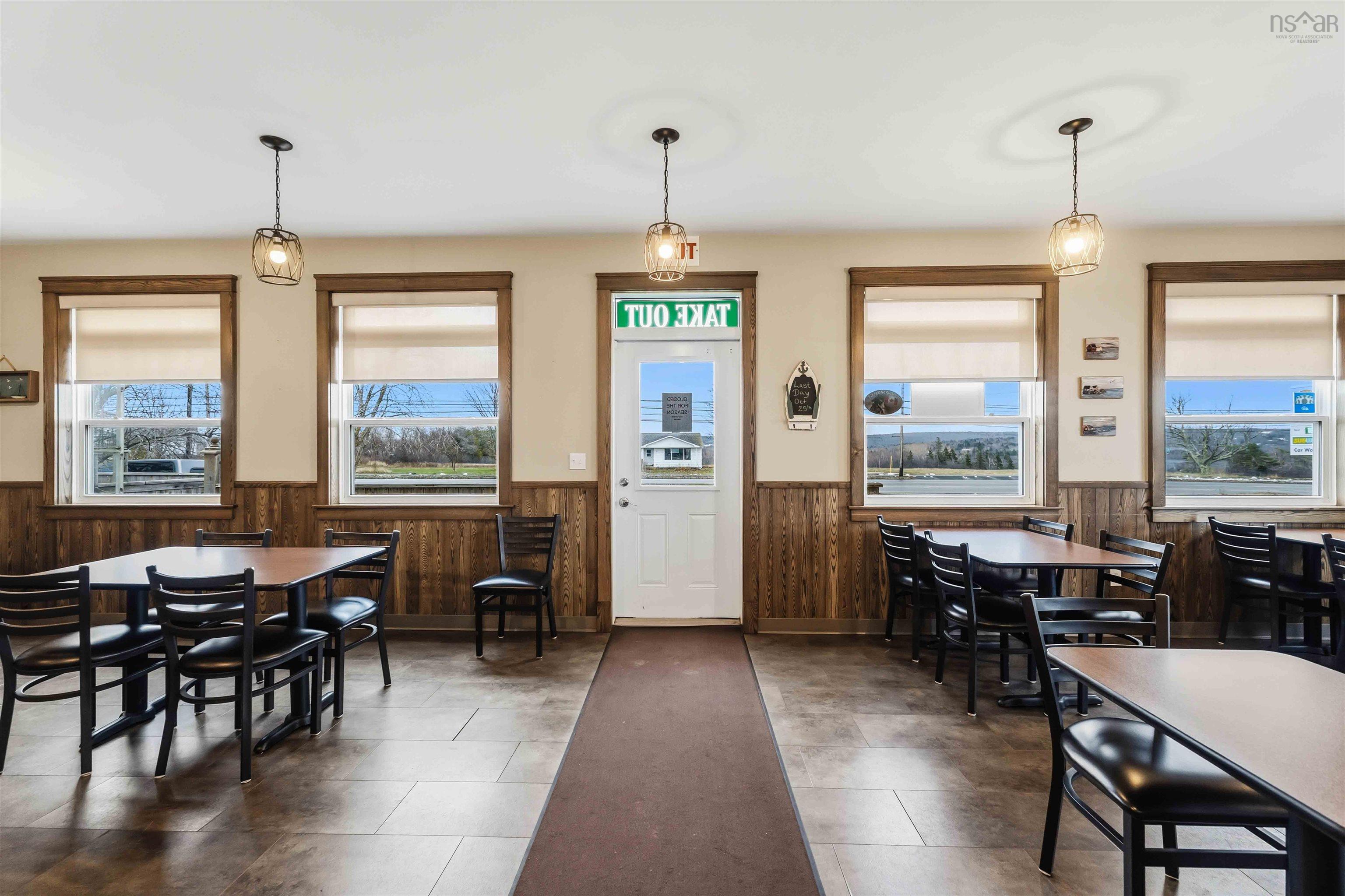 $950,000.00: 238 Highway 303, Conway