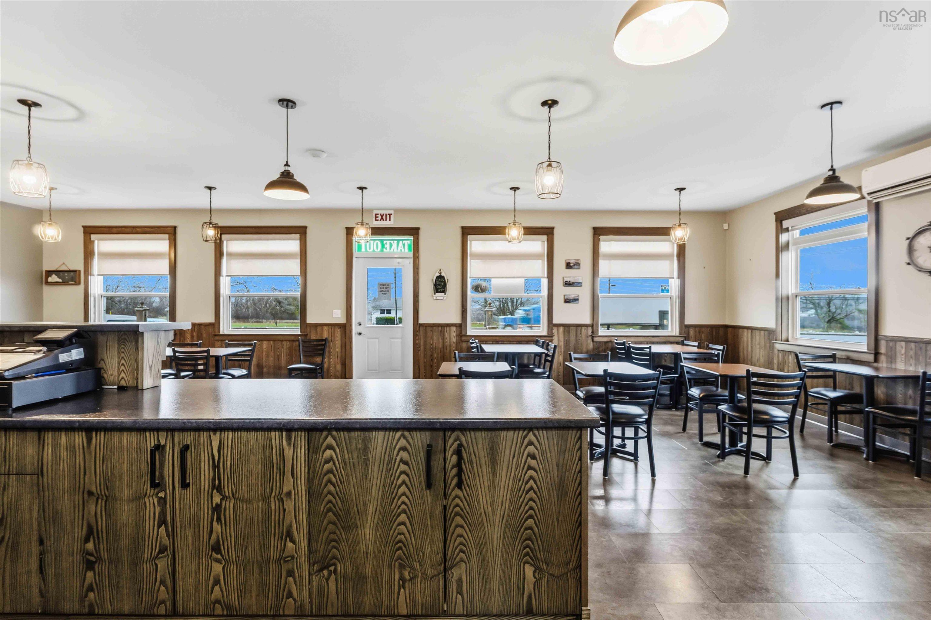 $950,000.00: 238 Highway 303, Conway