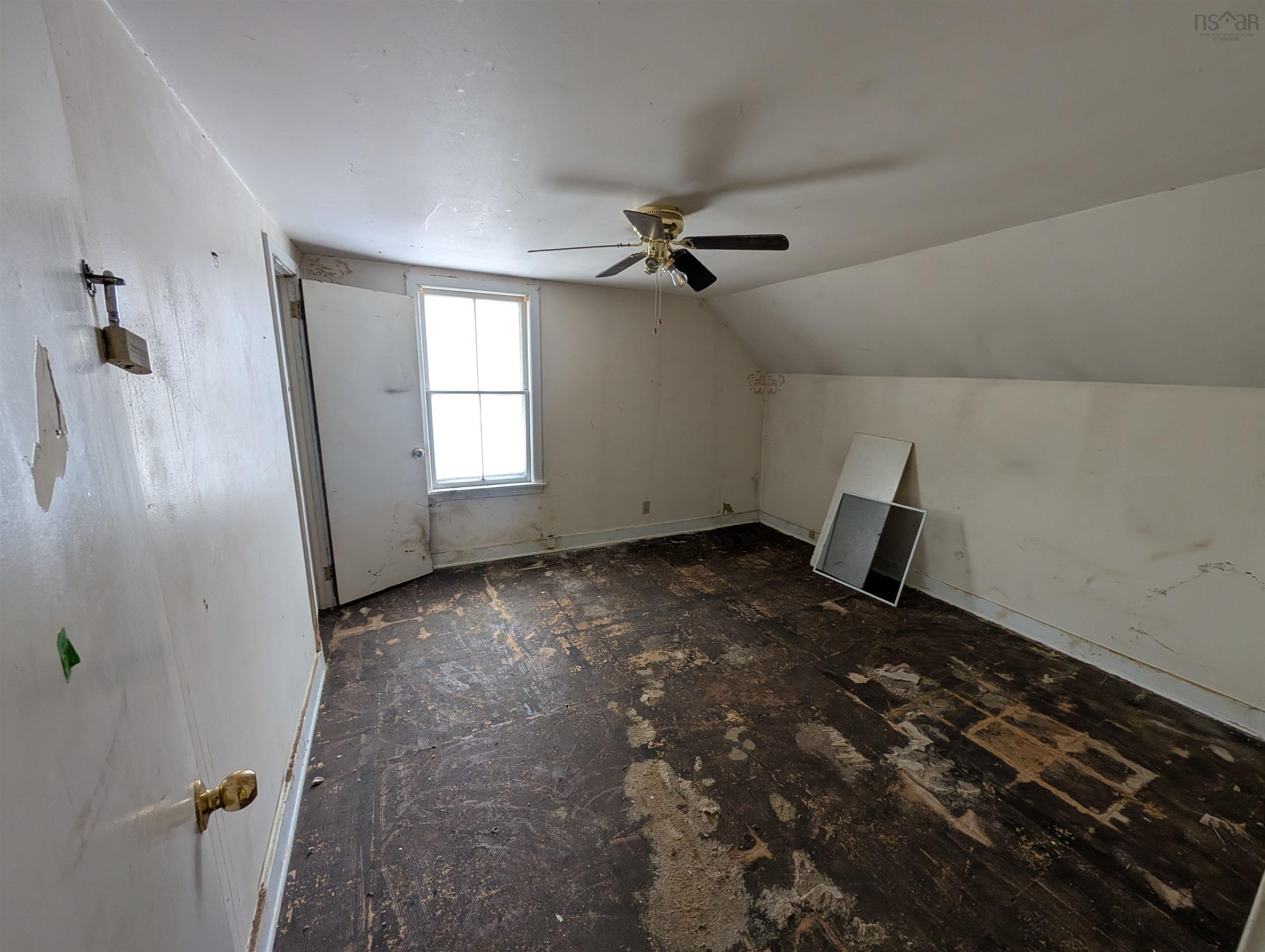 $155,000.00: 982 Pickering Lane, Greenwood