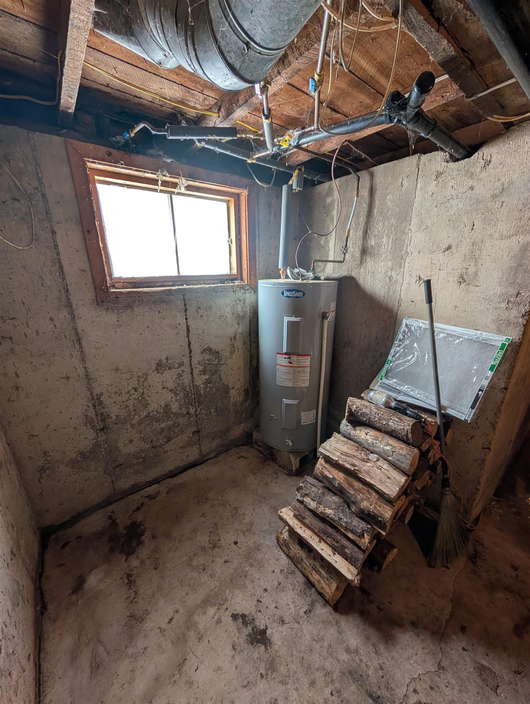 $155,000.00: 982 Pickering Lane, Greenwood