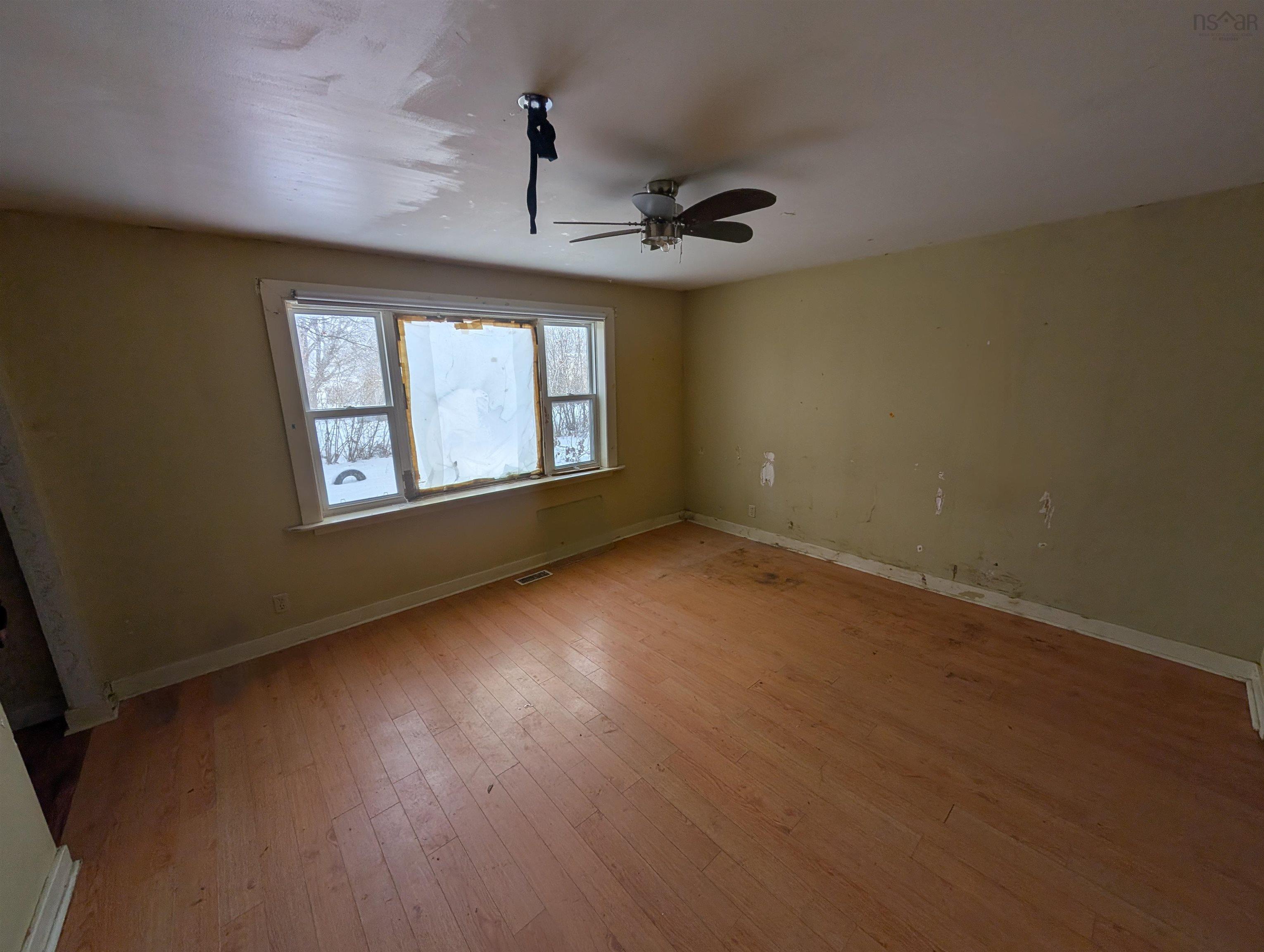 $155,000.00: 982 Pickering Lane, Greenwood