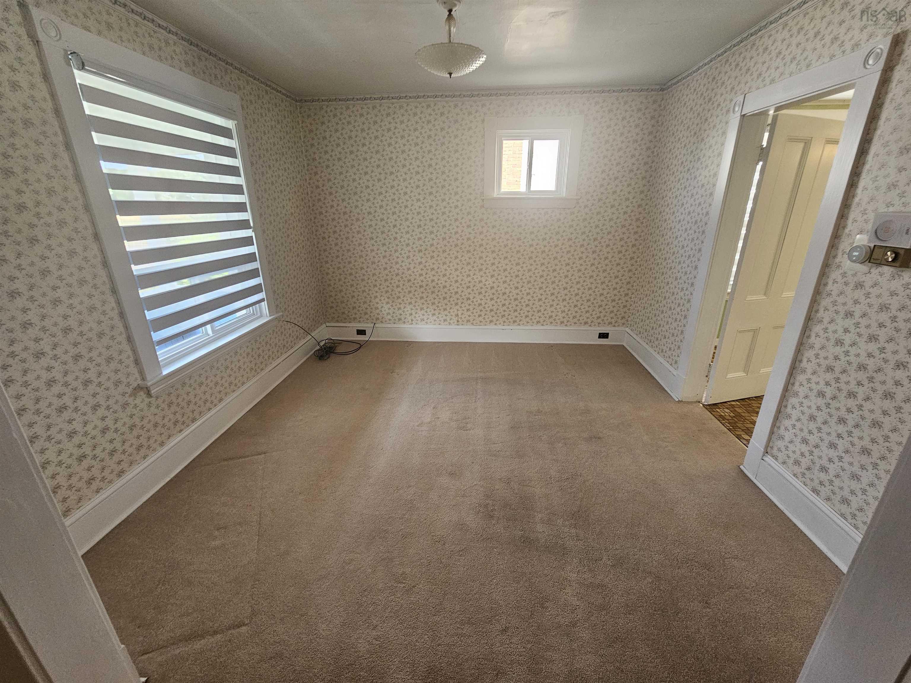 $189,900.00: 2 Dickey Street, Amherst