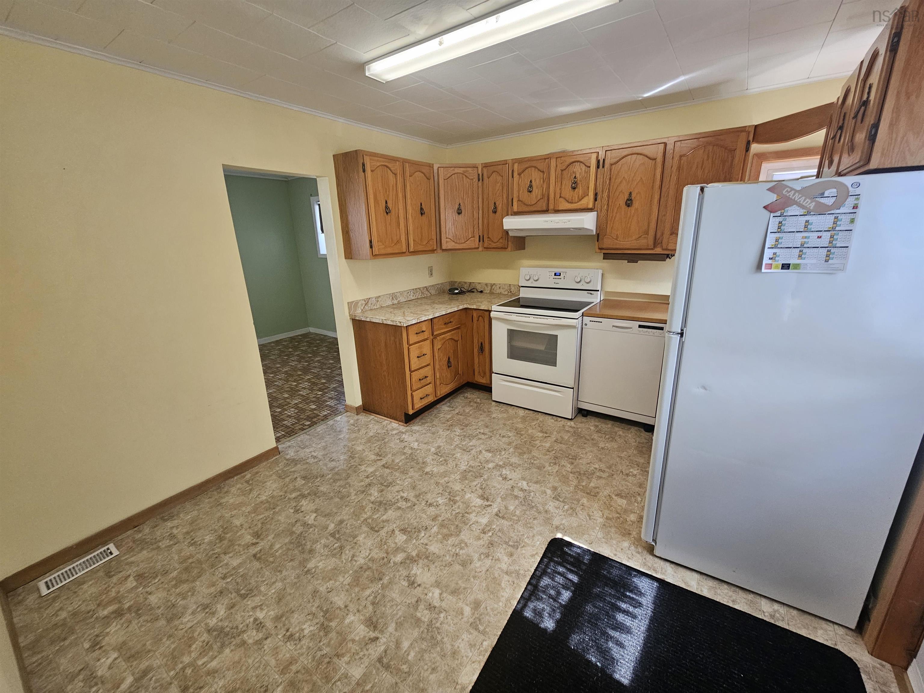 $189,900.00: 2 Dickey Street, Amherst