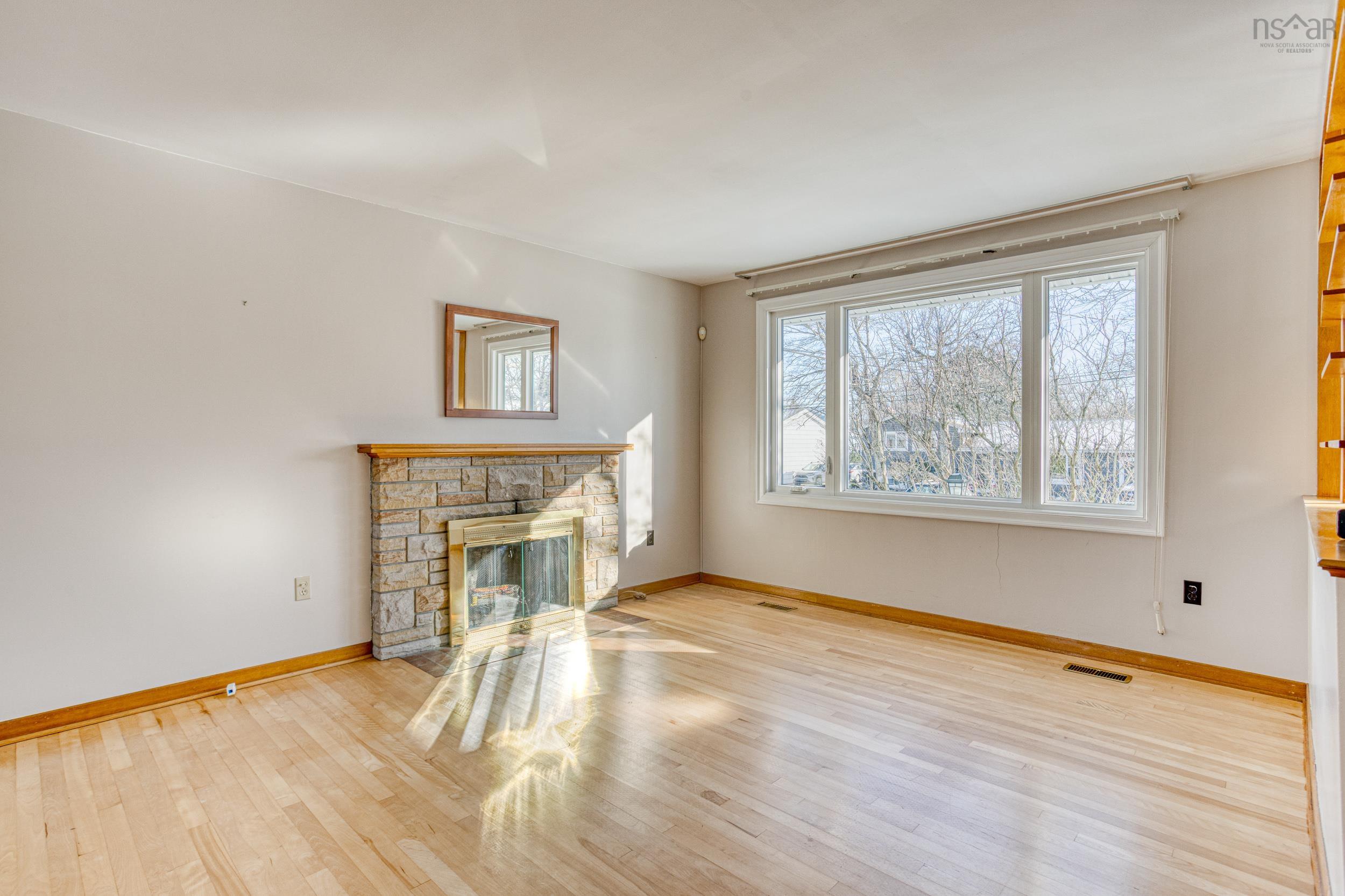 $599,000.00: 10 Nightingale Drive, Halifax