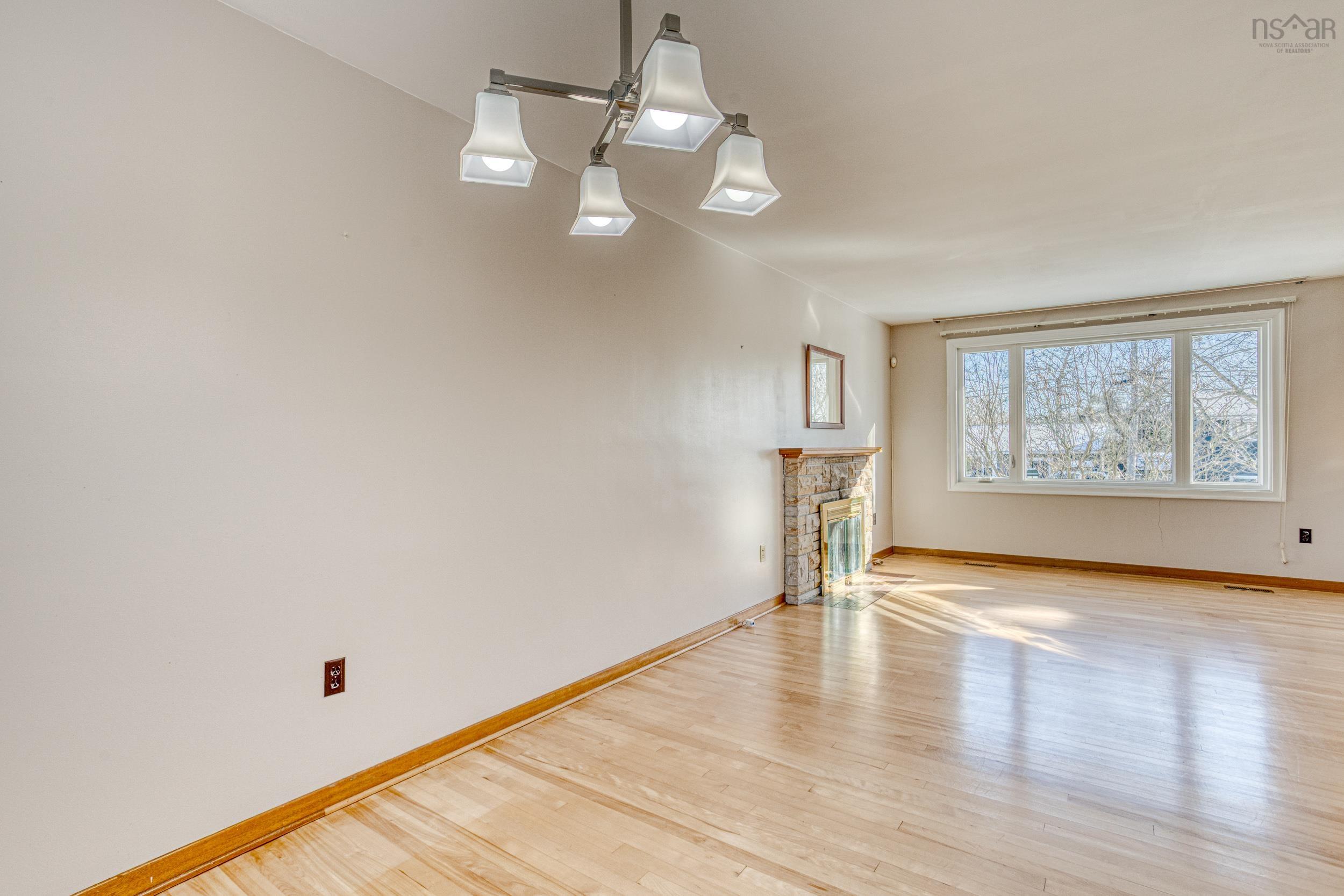 $599,000.00: 10 Nightingale Drive, Halifax