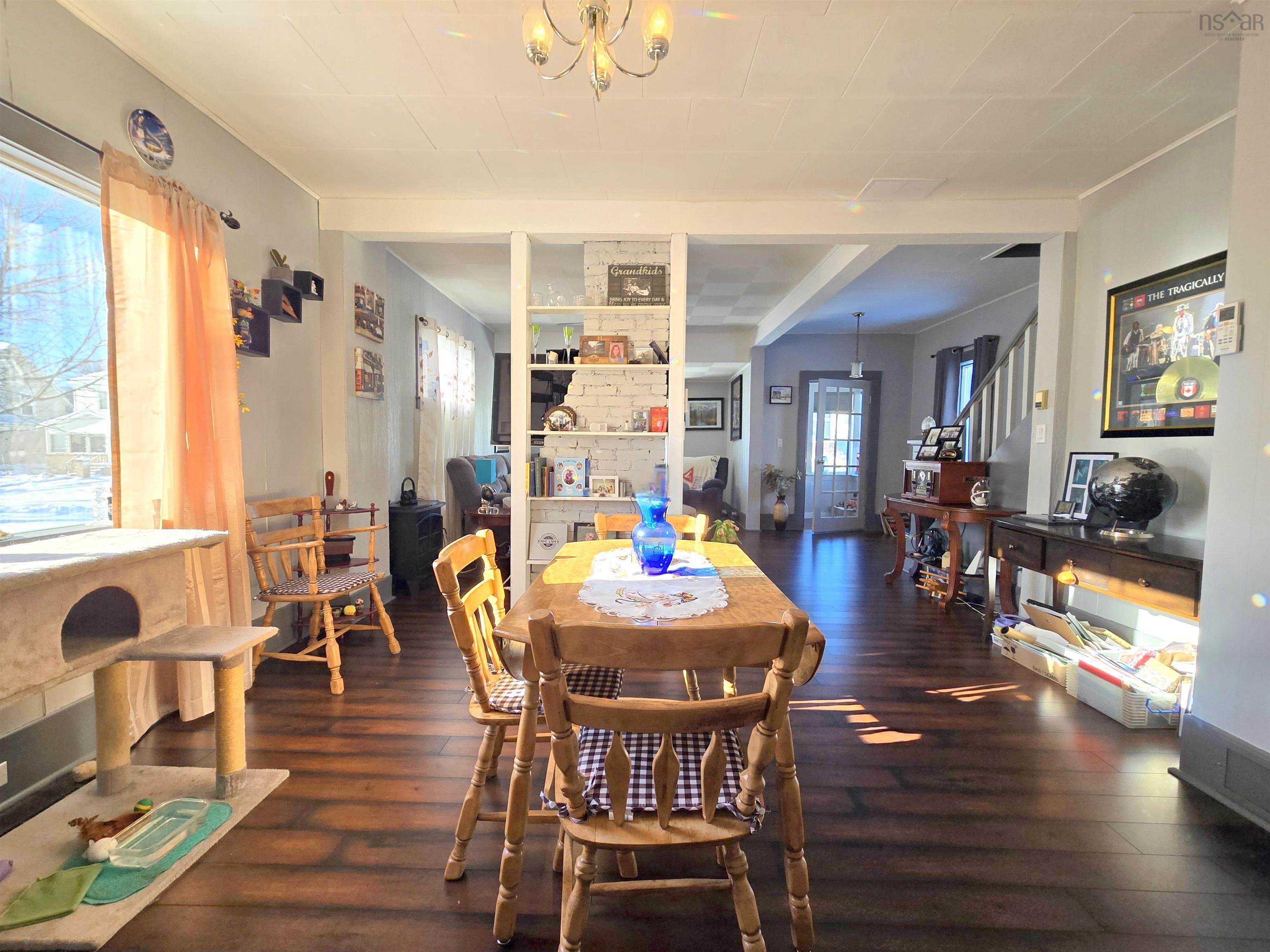 $249,900.00: 13 Belmont Street, Amherst