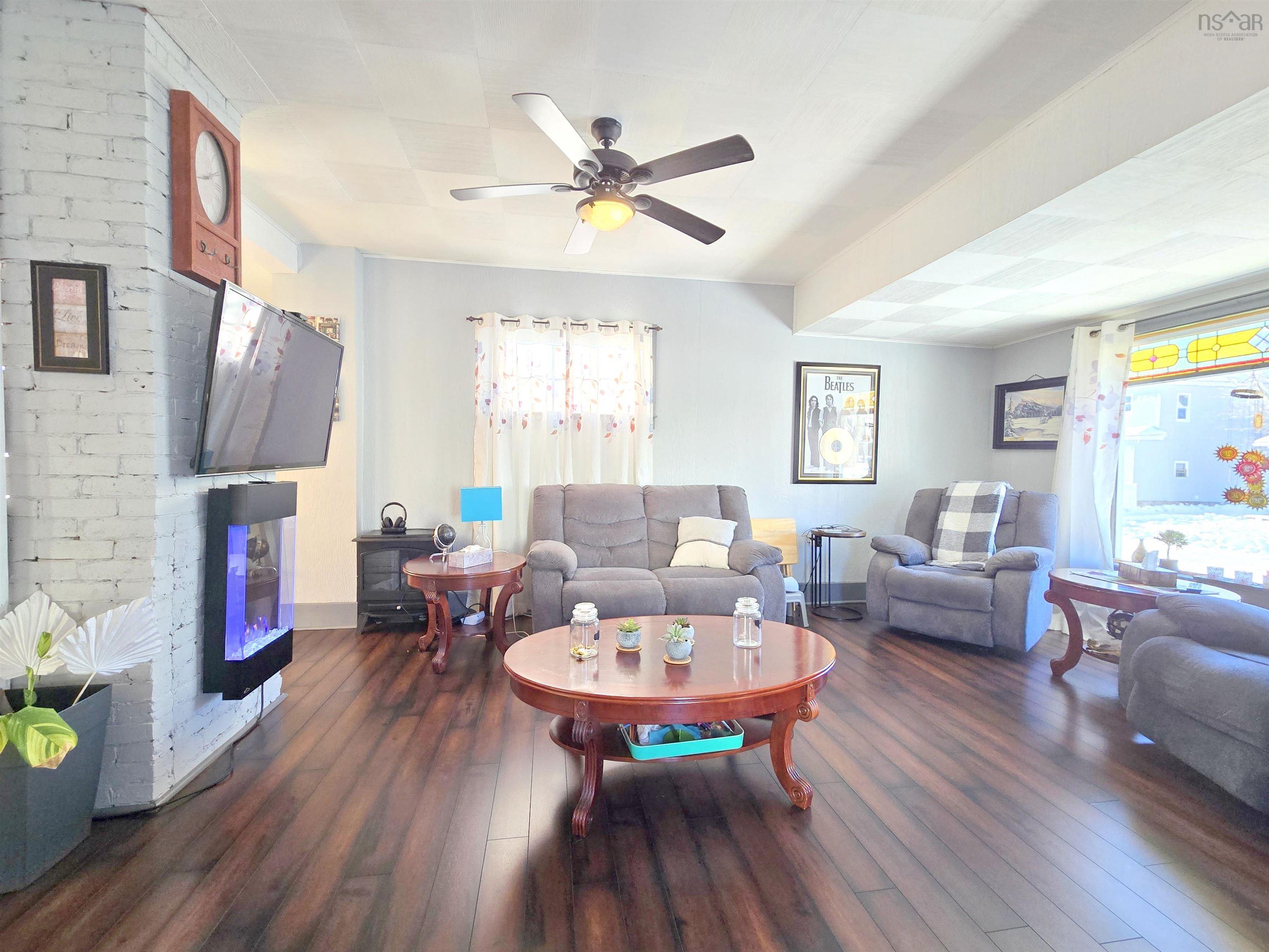 $249,900.00: 13 Belmont Street, Amherst