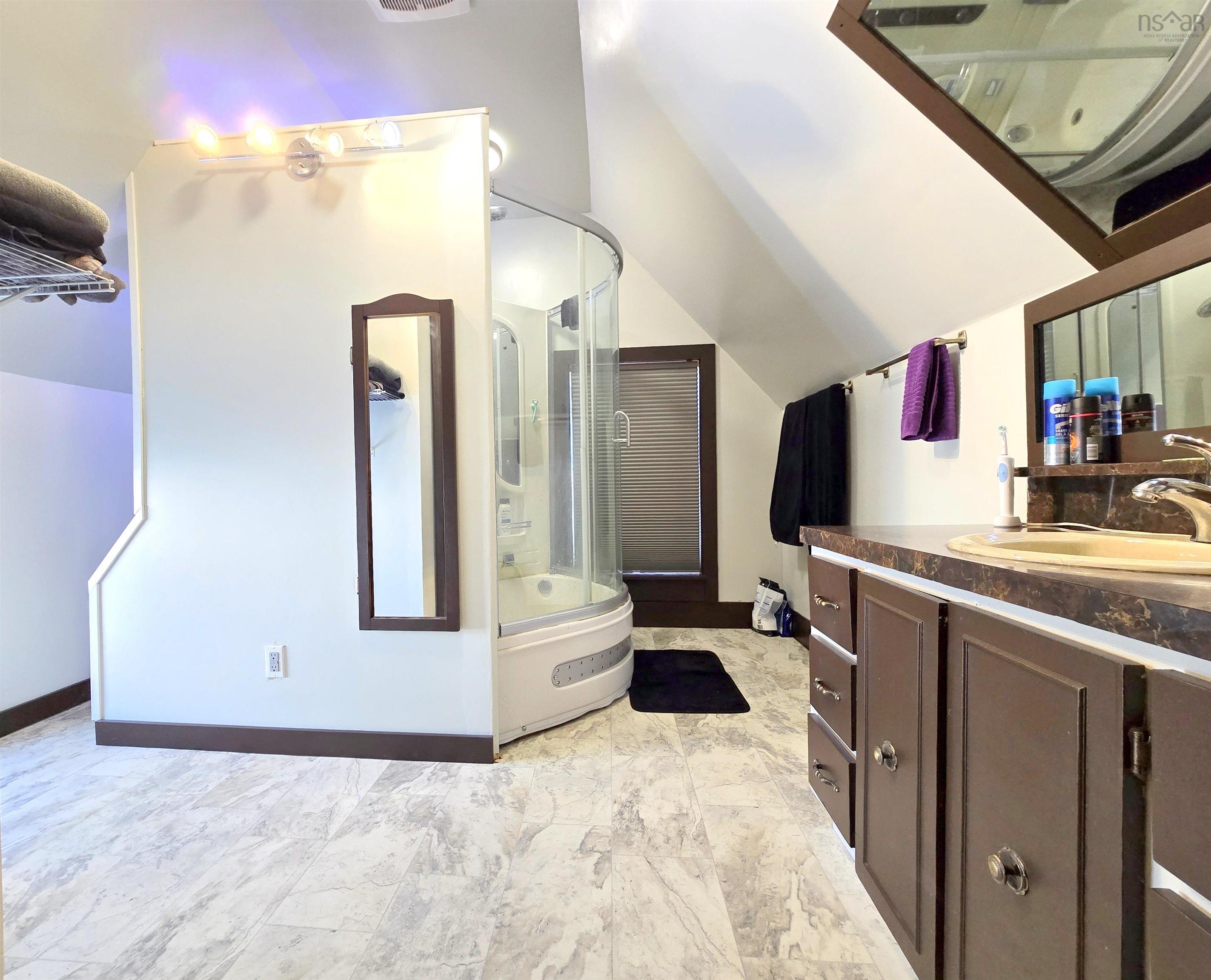 $249,900.00: 13 Belmont Street, Amherst