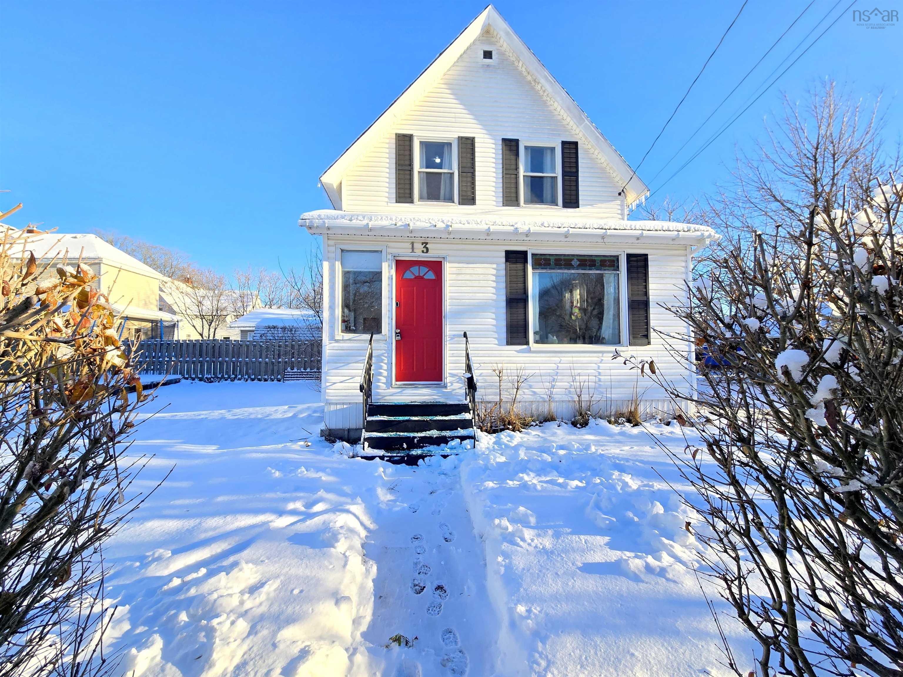 $249,900.00: 13 Belmont Street, Amherst