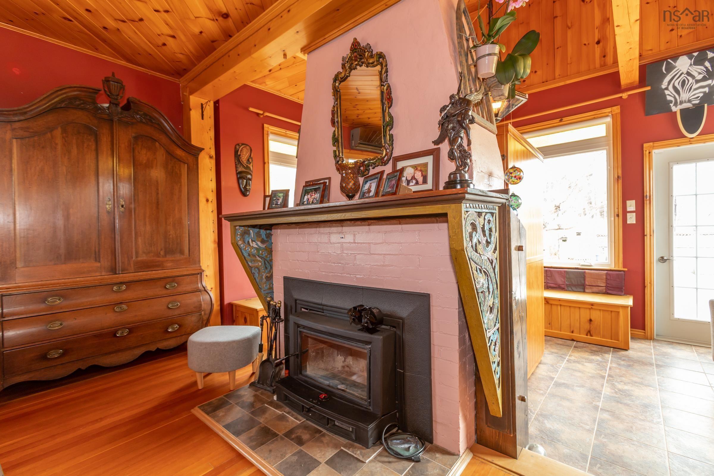 $899,000.00: 481 Chute Road, Bear River