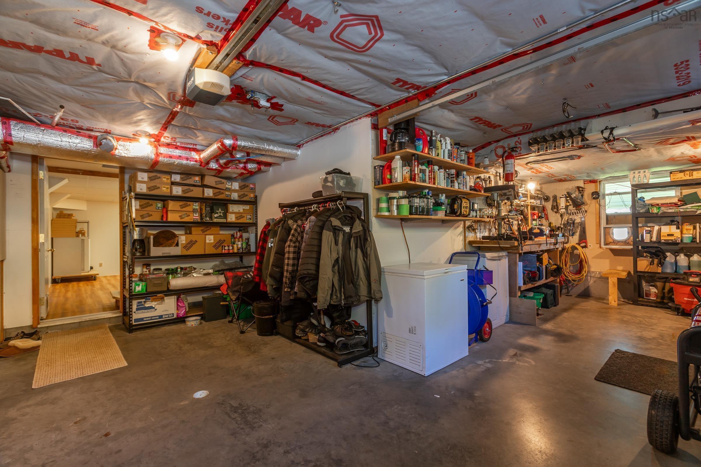 $899,000.00: 481 Chute Road, Bear River