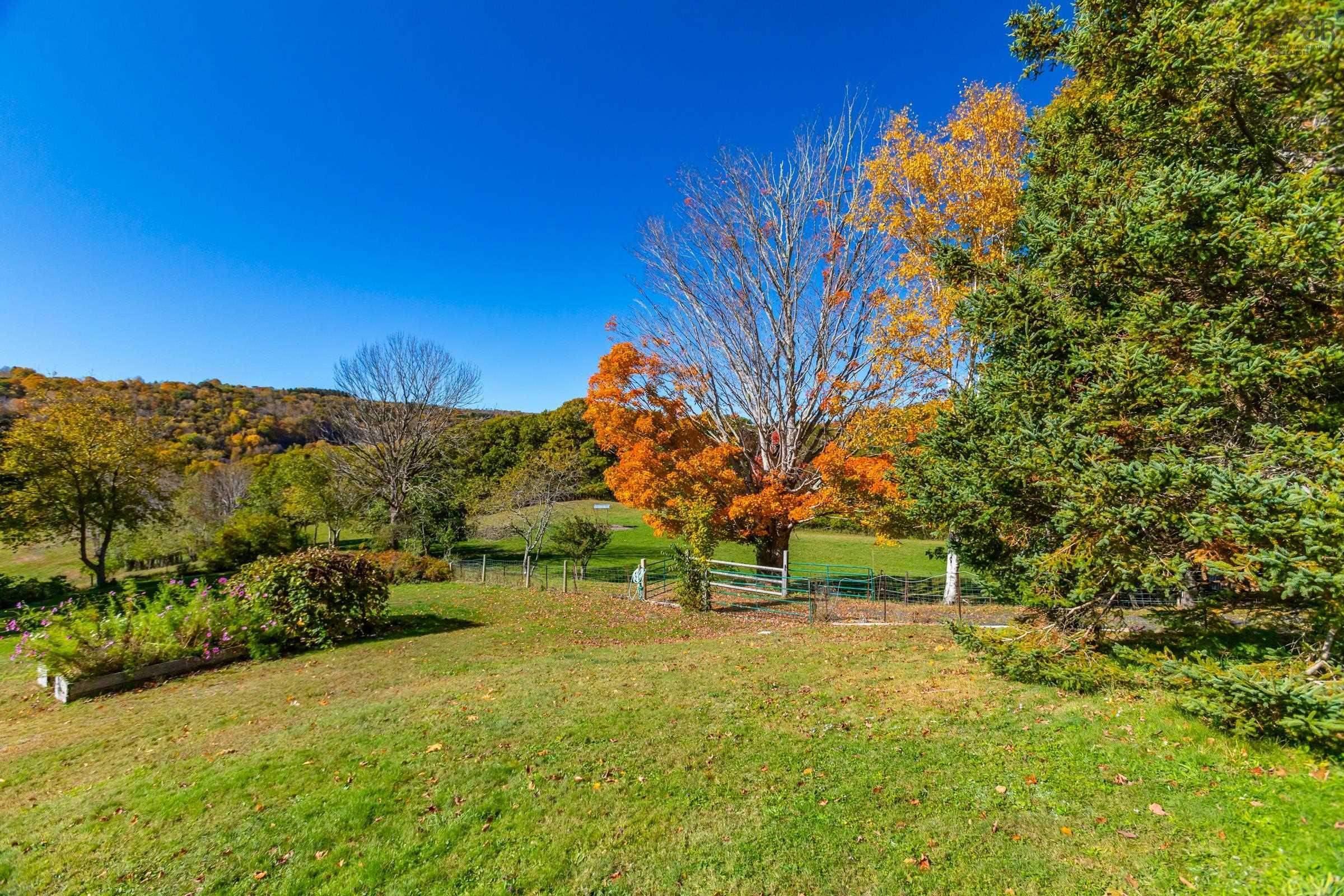 $899,000.00: 481 Chute Road, Bear River