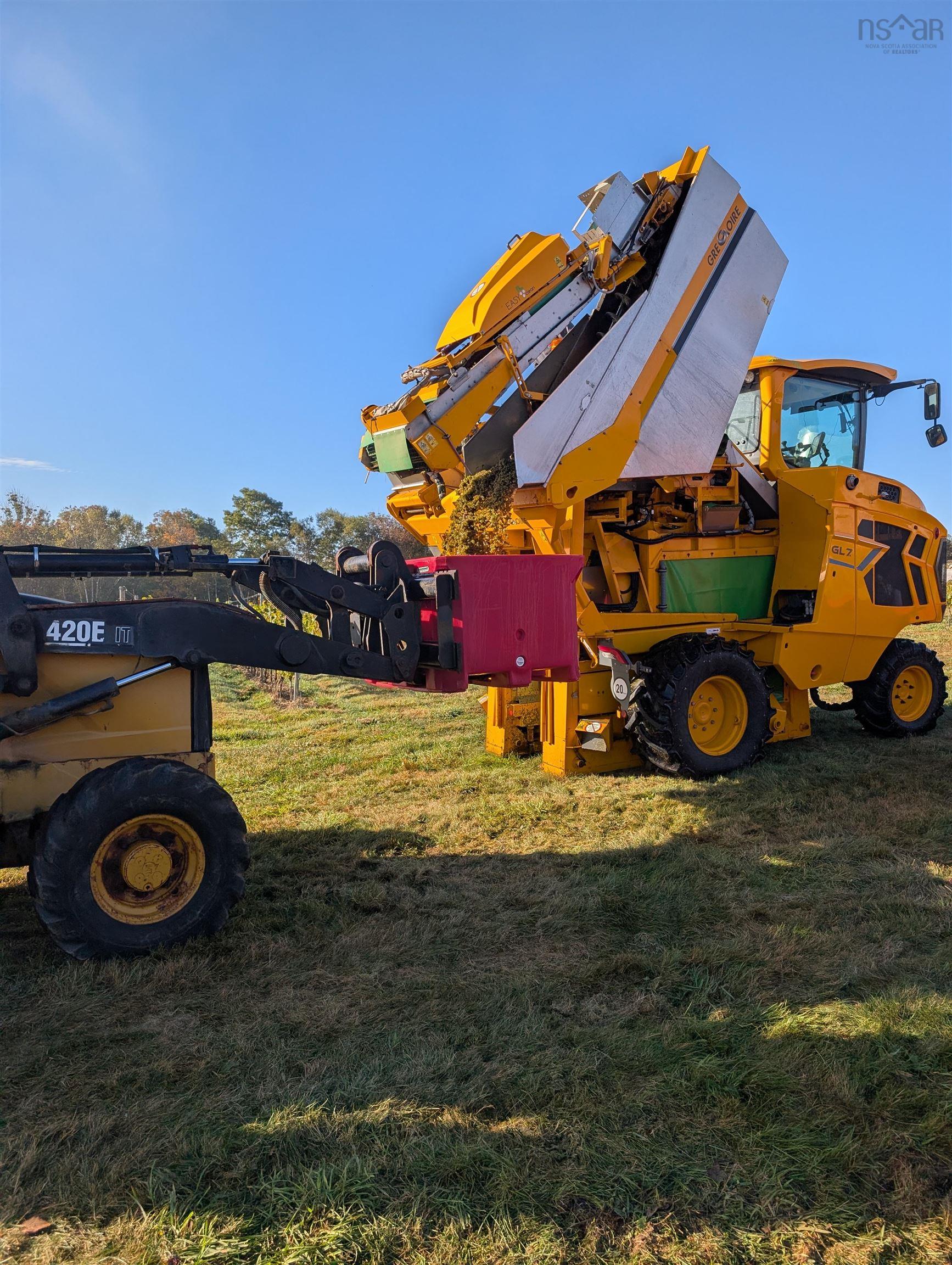 $1,490,000.00: 4113 Highway 340, Carleton