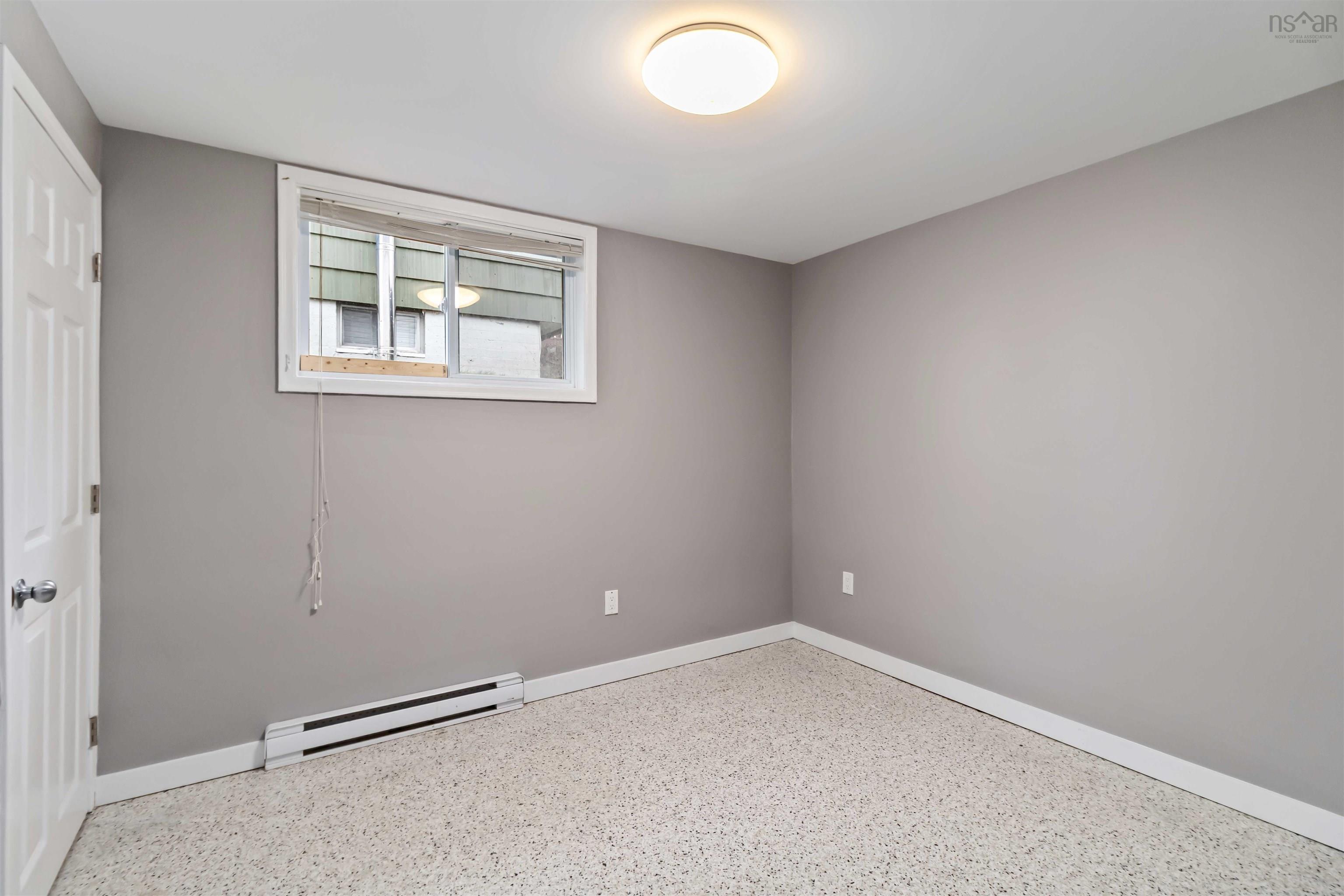 $624,900.00: 16 Pauline Crescent, Dartmouth