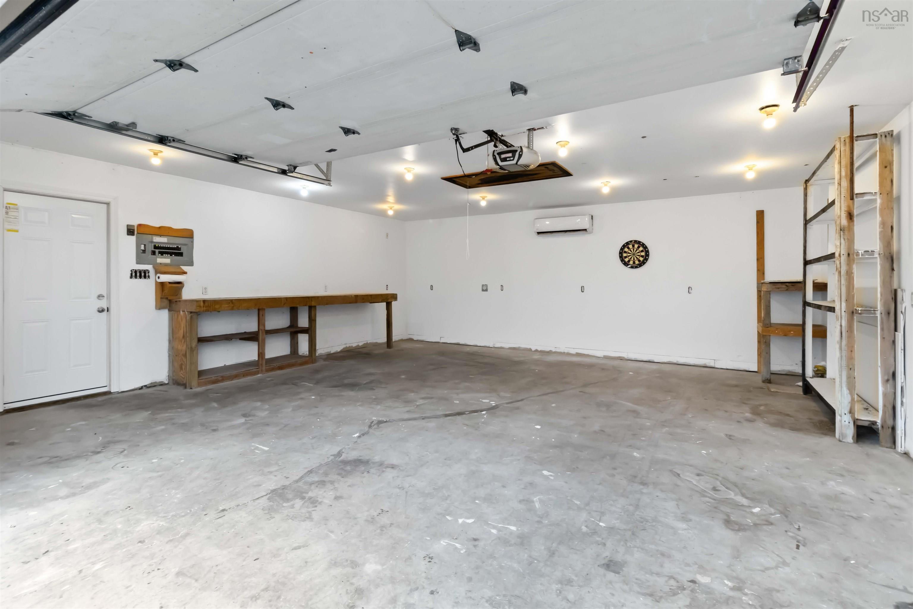 $624,900.00: 16 Pauline Crescent, Dartmouth