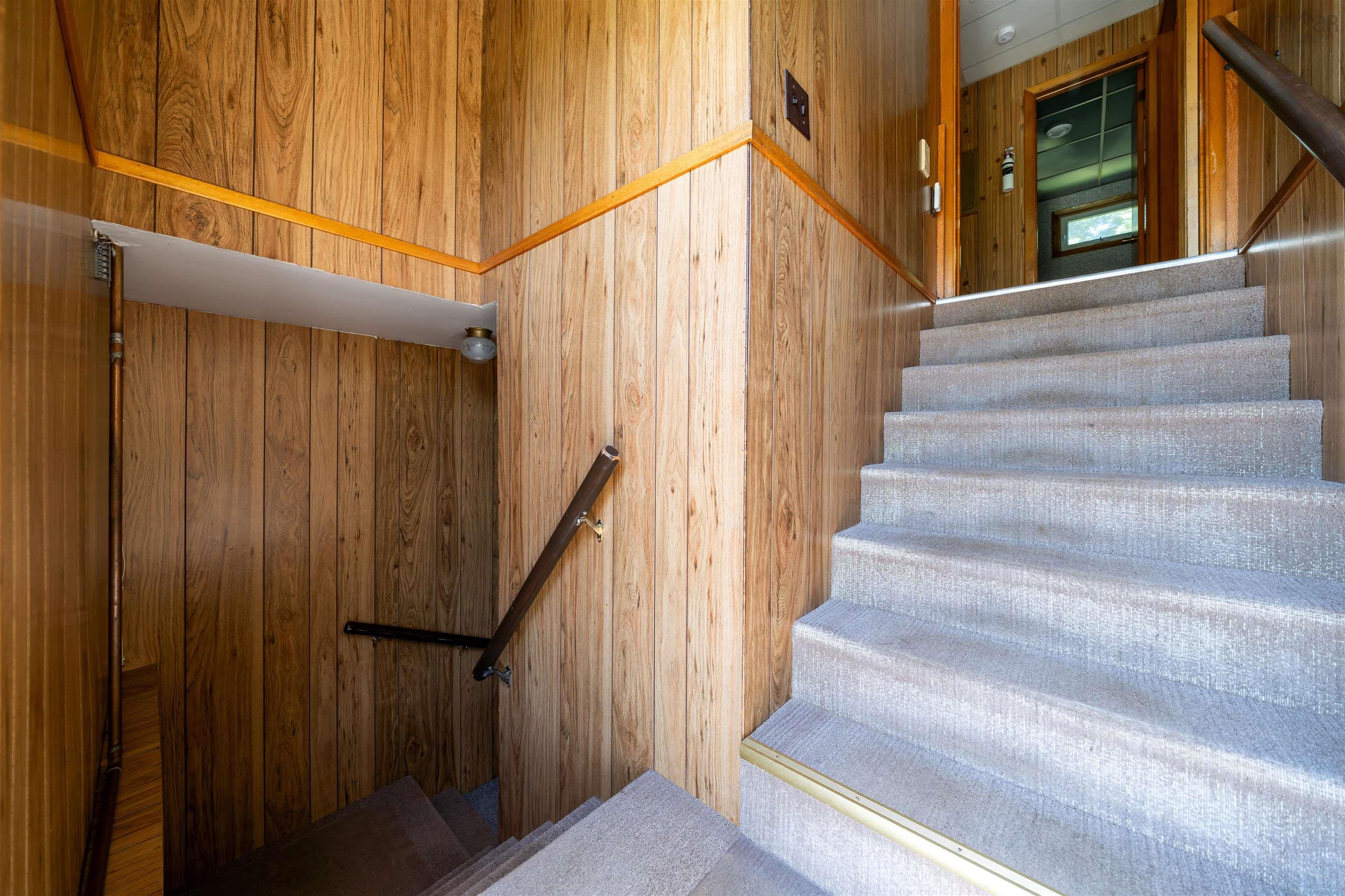 $329,900.00: 571 Burntcoat Road, Burntcoat