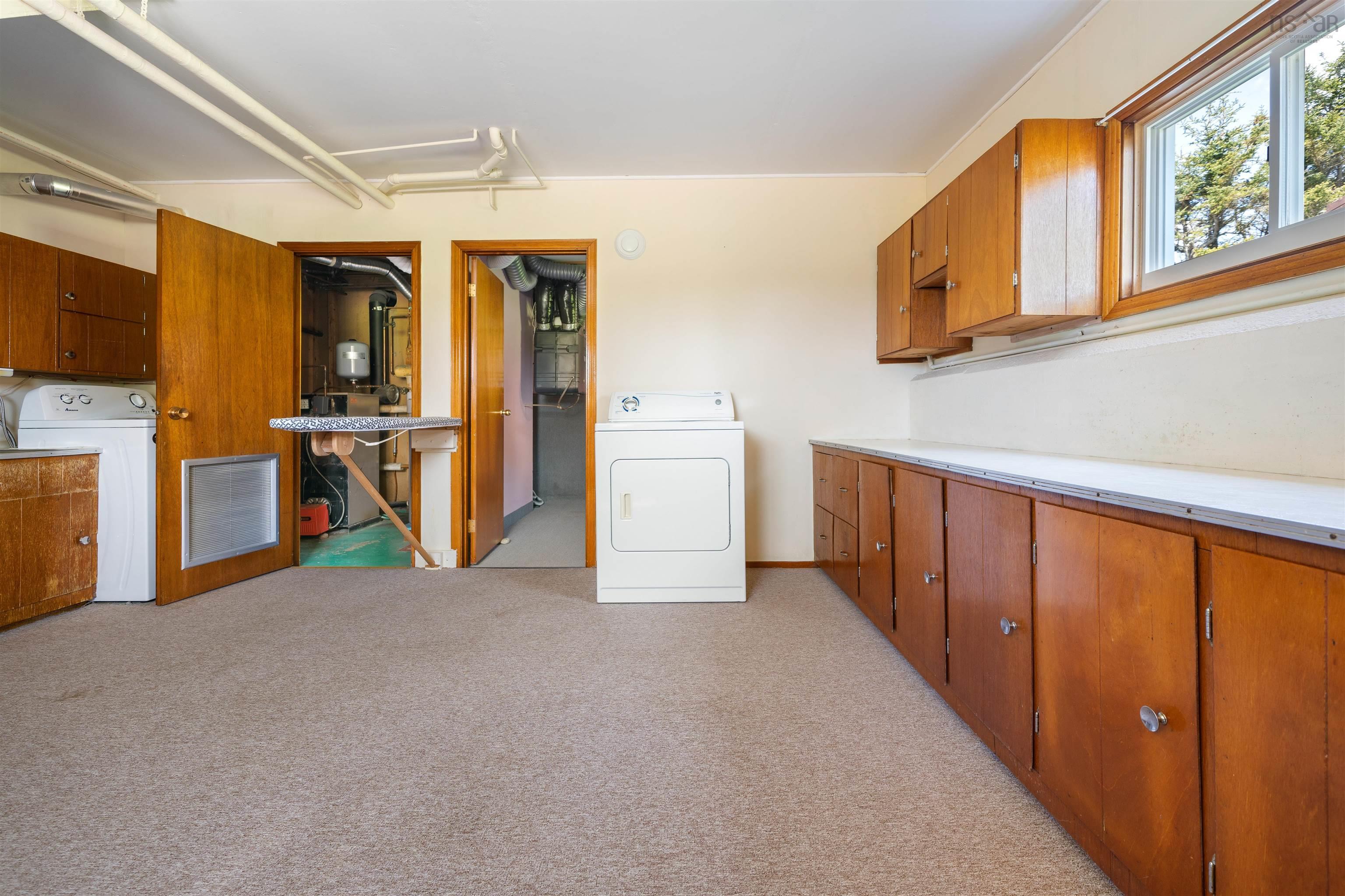 $329,900.00: 571 Burntcoat Road, Burntcoat