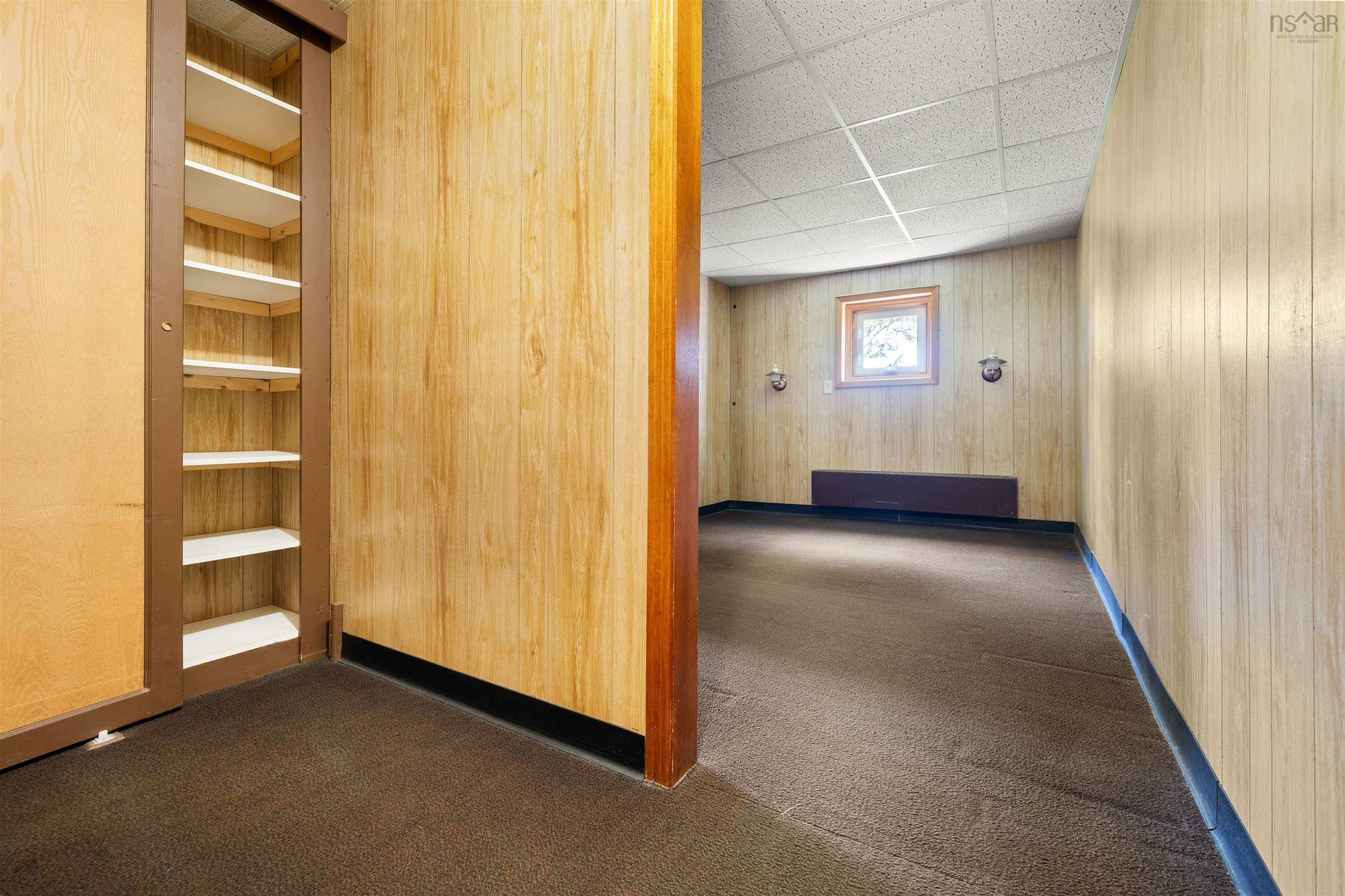 $329,900.00: 571 Burntcoat Road, Burntcoat