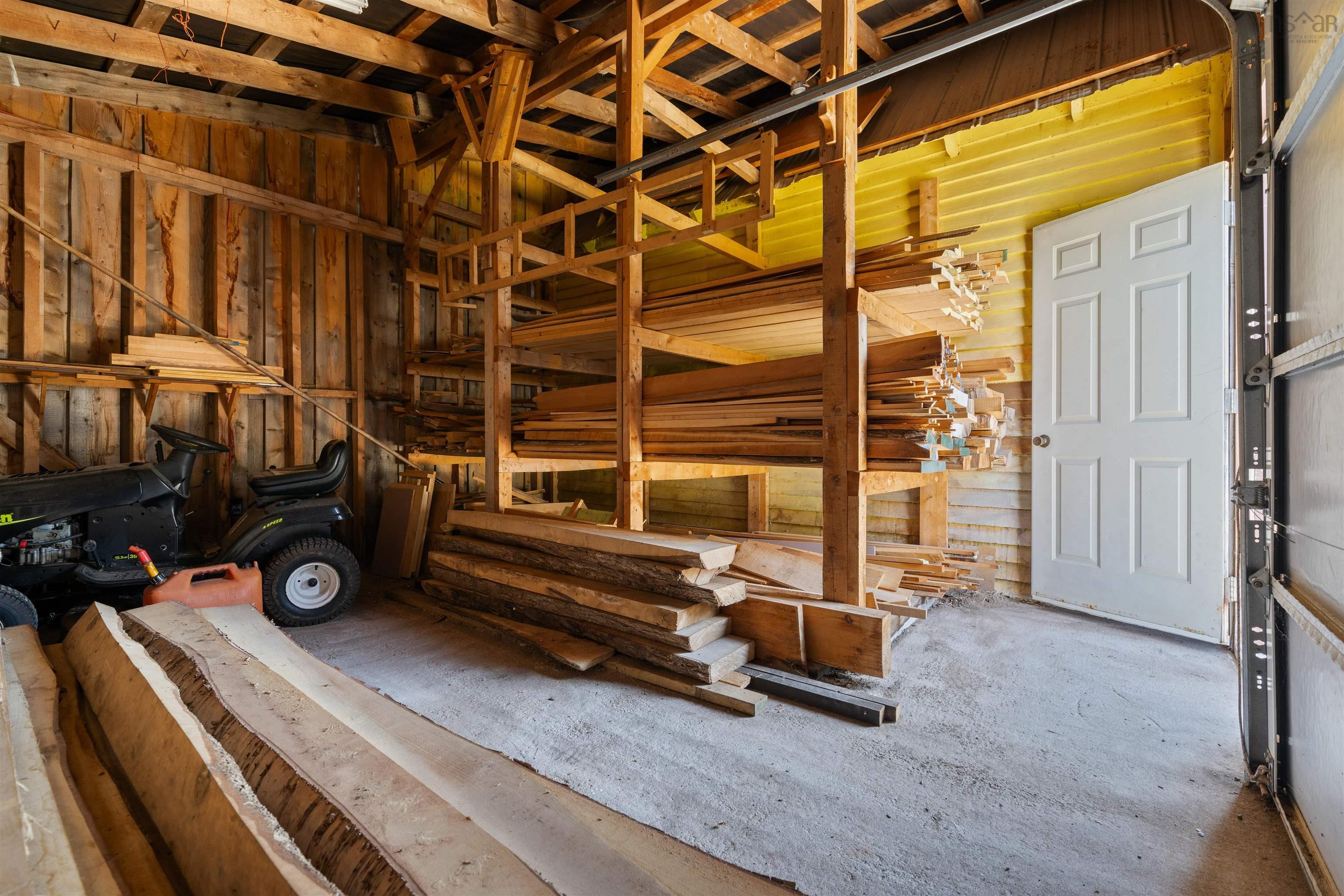 $329,900.00: 571 Burntcoat Road, Burntcoat