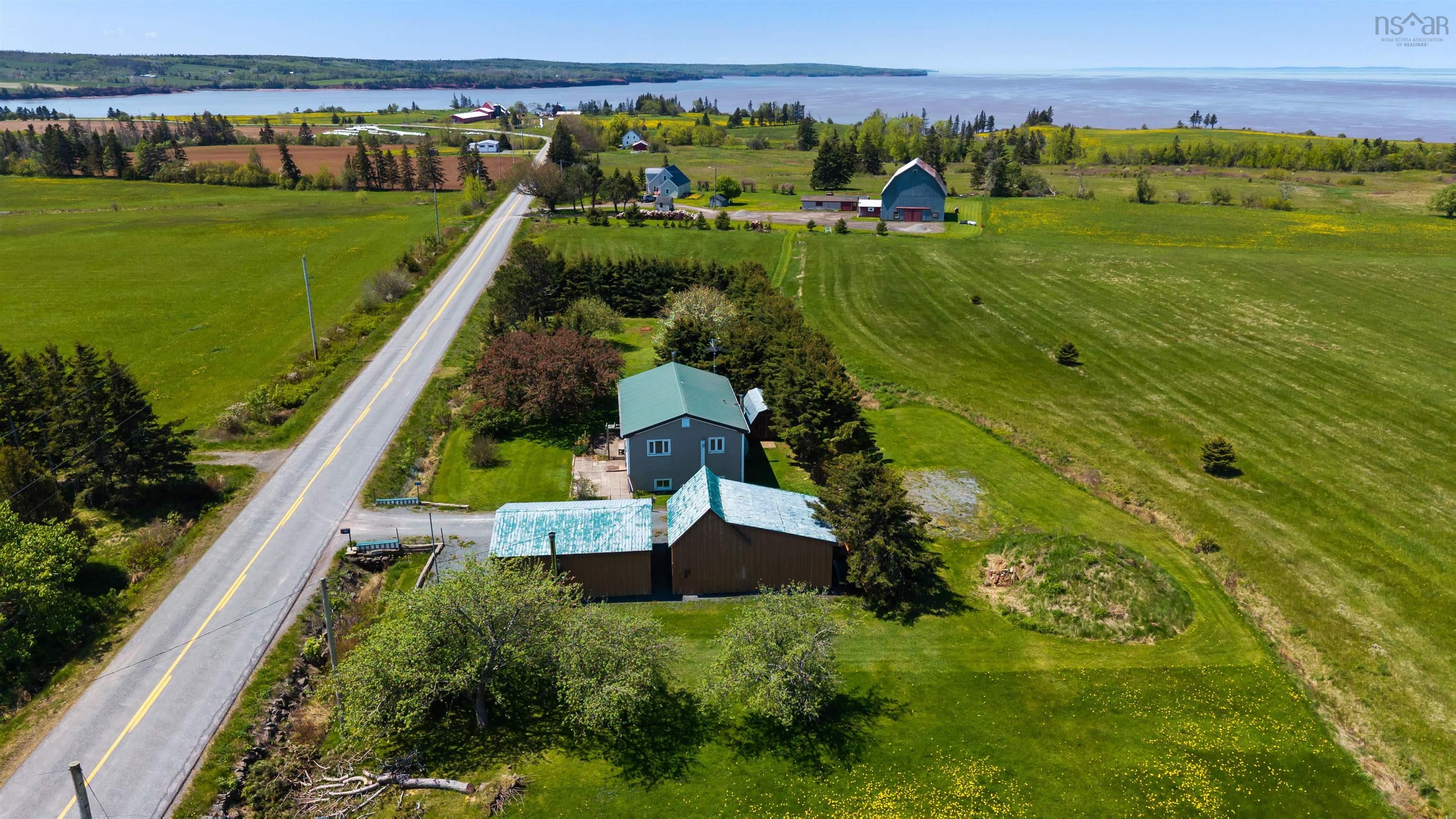 $329,900.00: 571 Burntcoat Road, Burntcoat