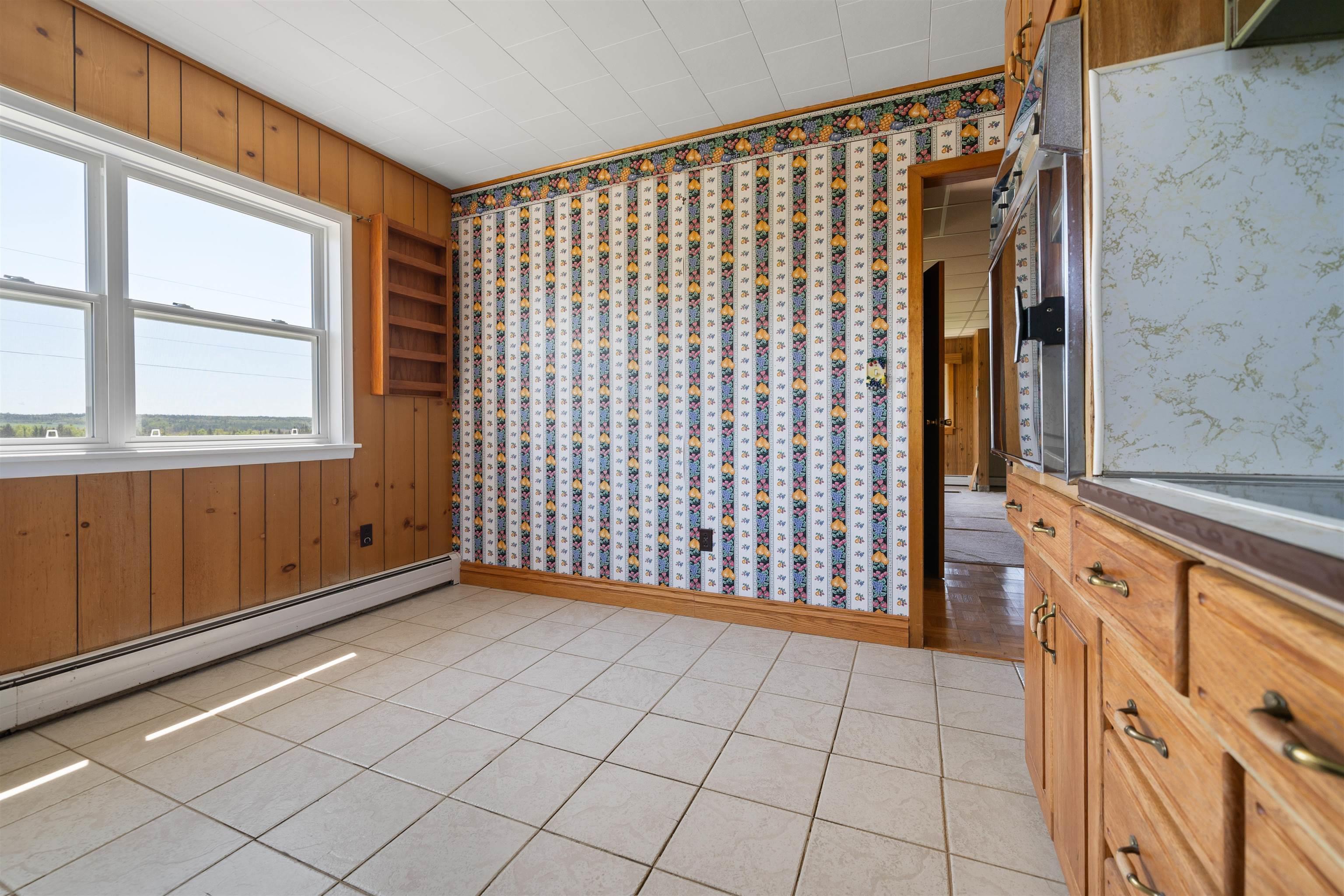 $329,900.00: 571 Burntcoat Road, Burntcoat