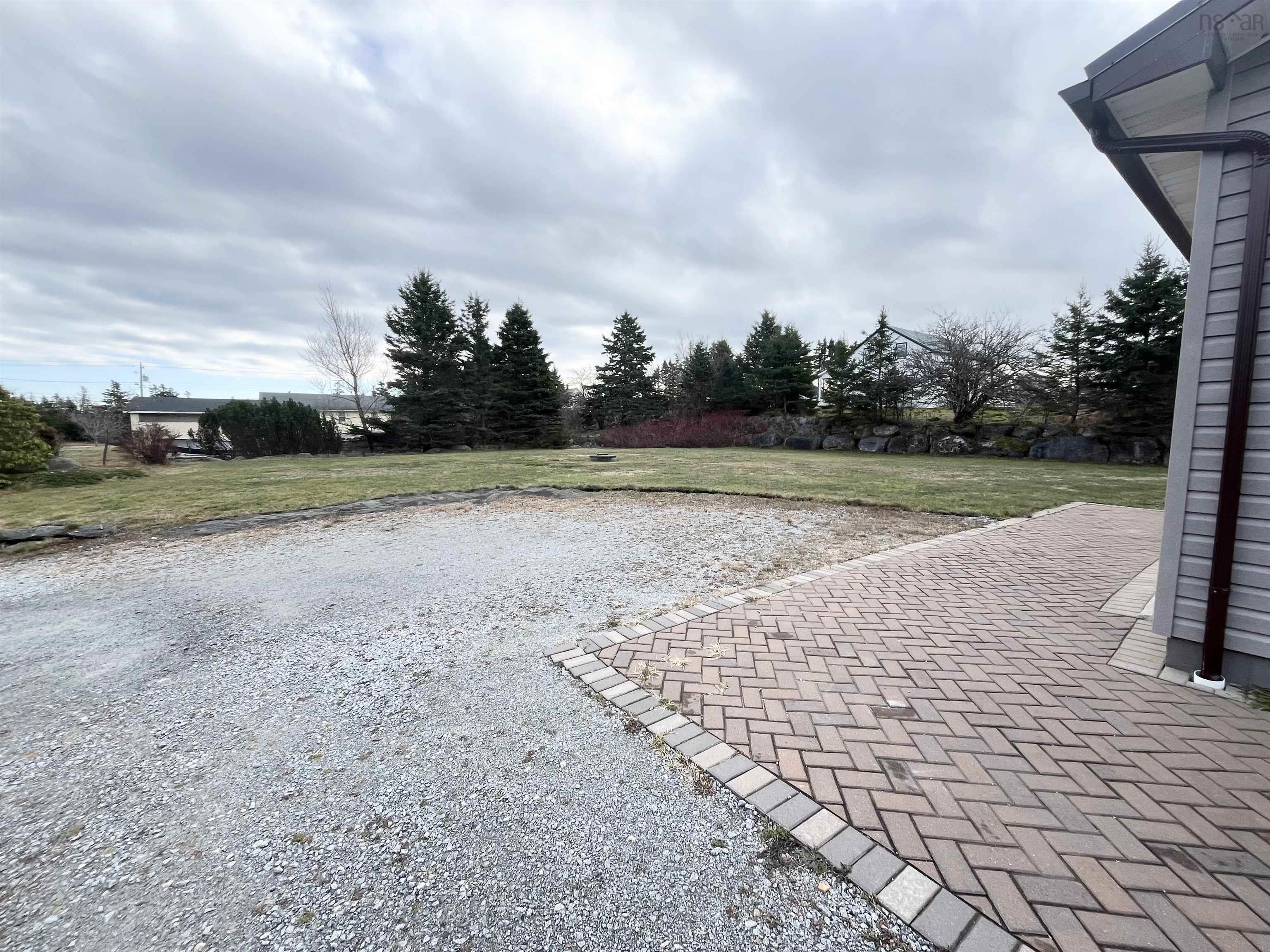 $410,000.00: 472 Centreville South Side Road, South Side