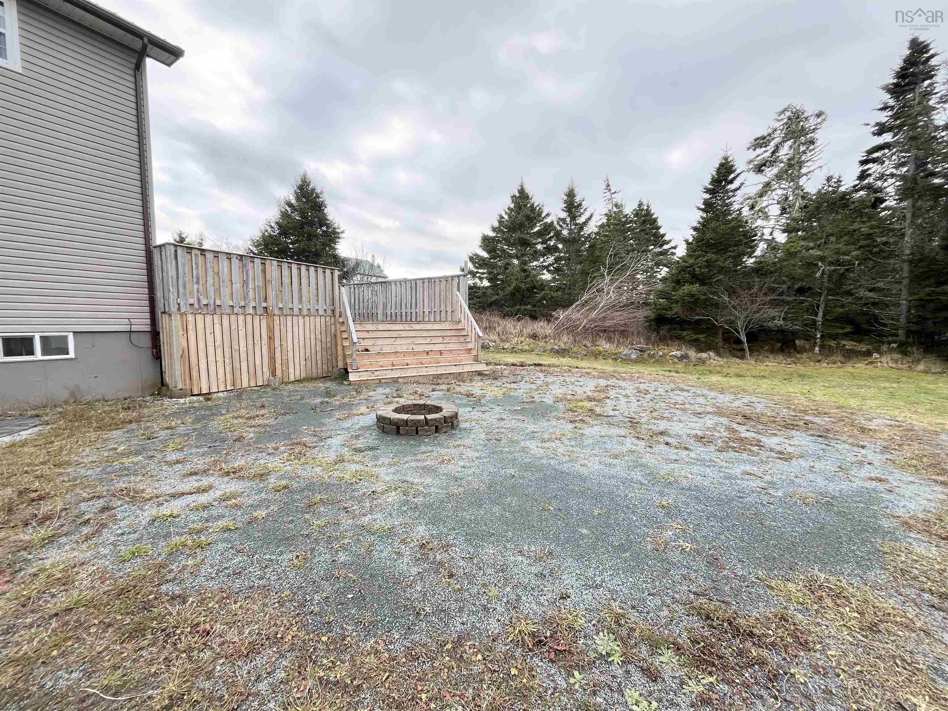 $410,000.00: 472 Centreville South Side Road, South Side