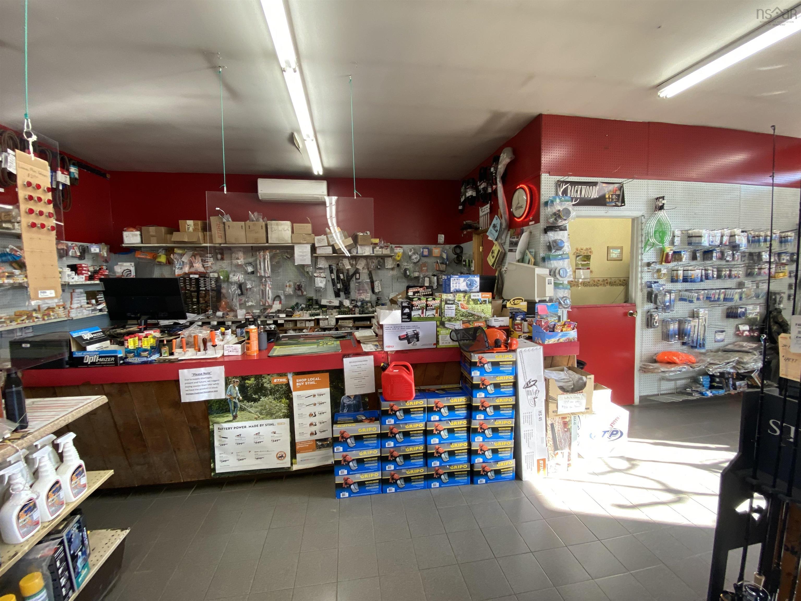 $309,000.00: 9881 No. 1 Highway, Marshalltown