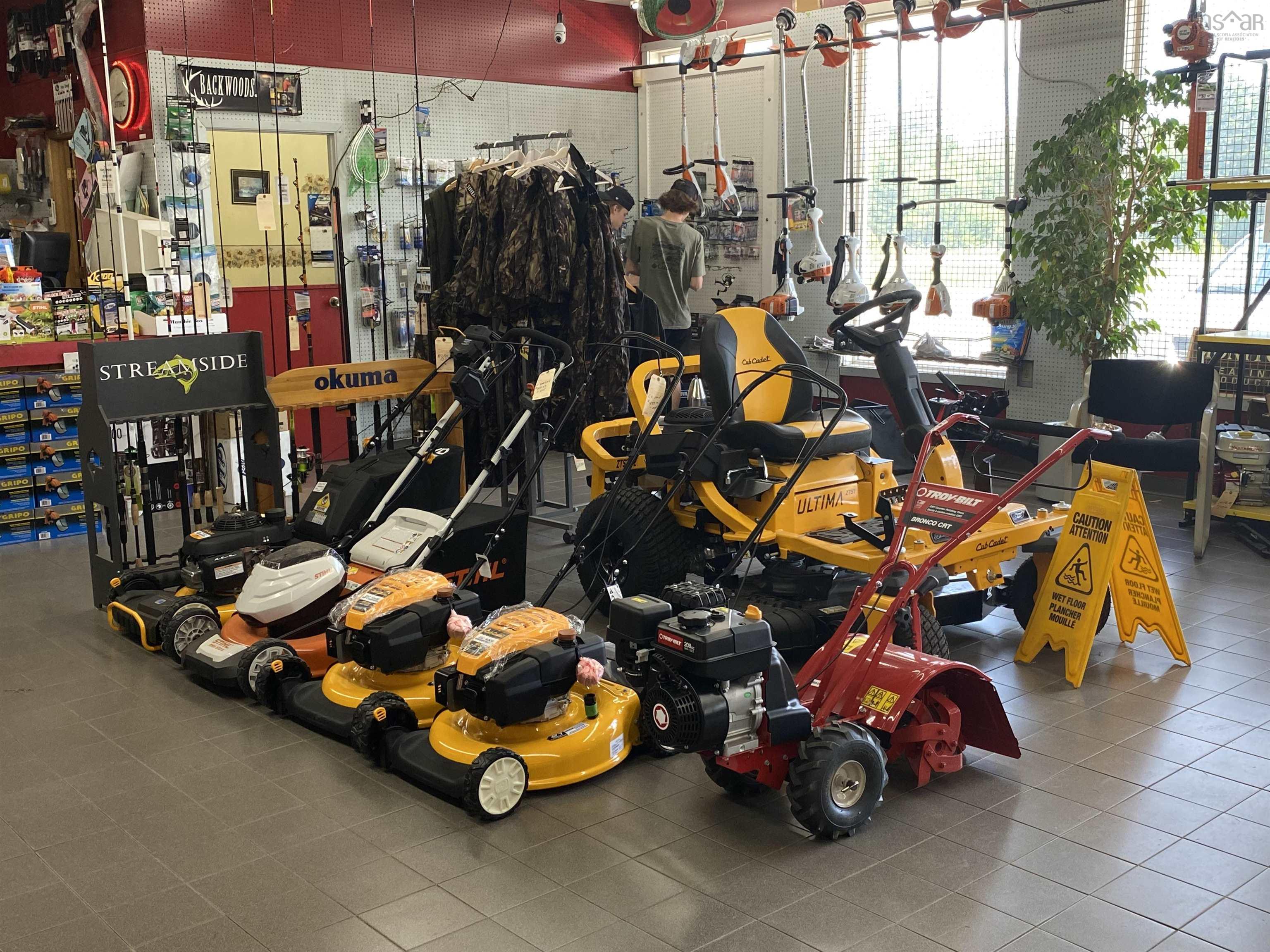 $309,000.00: 9881 No. 1 Highway, Marshalltown