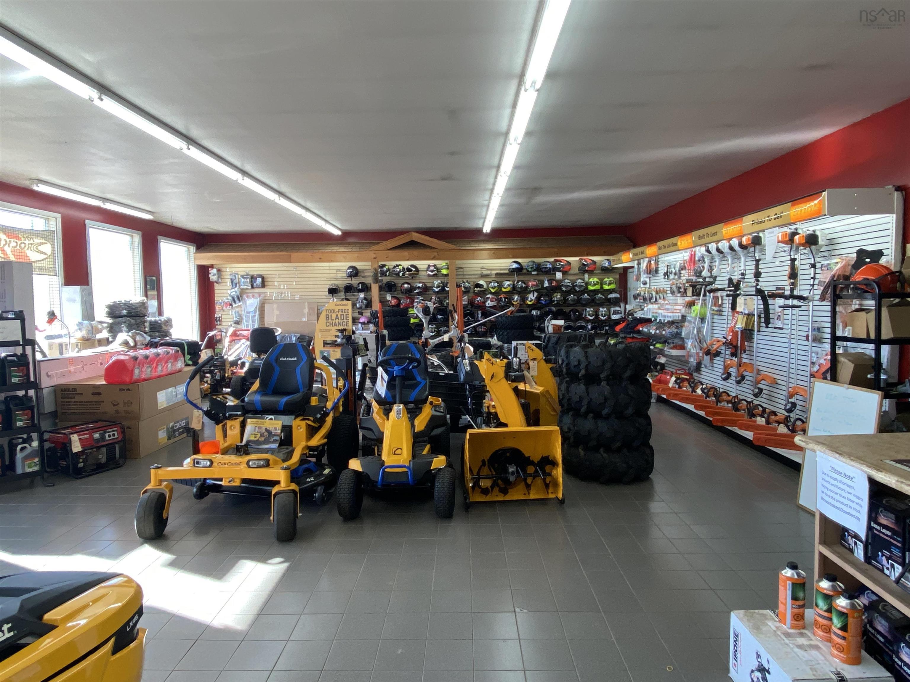 $309,000.00: 9881 No. 1 Highway, Marshalltown