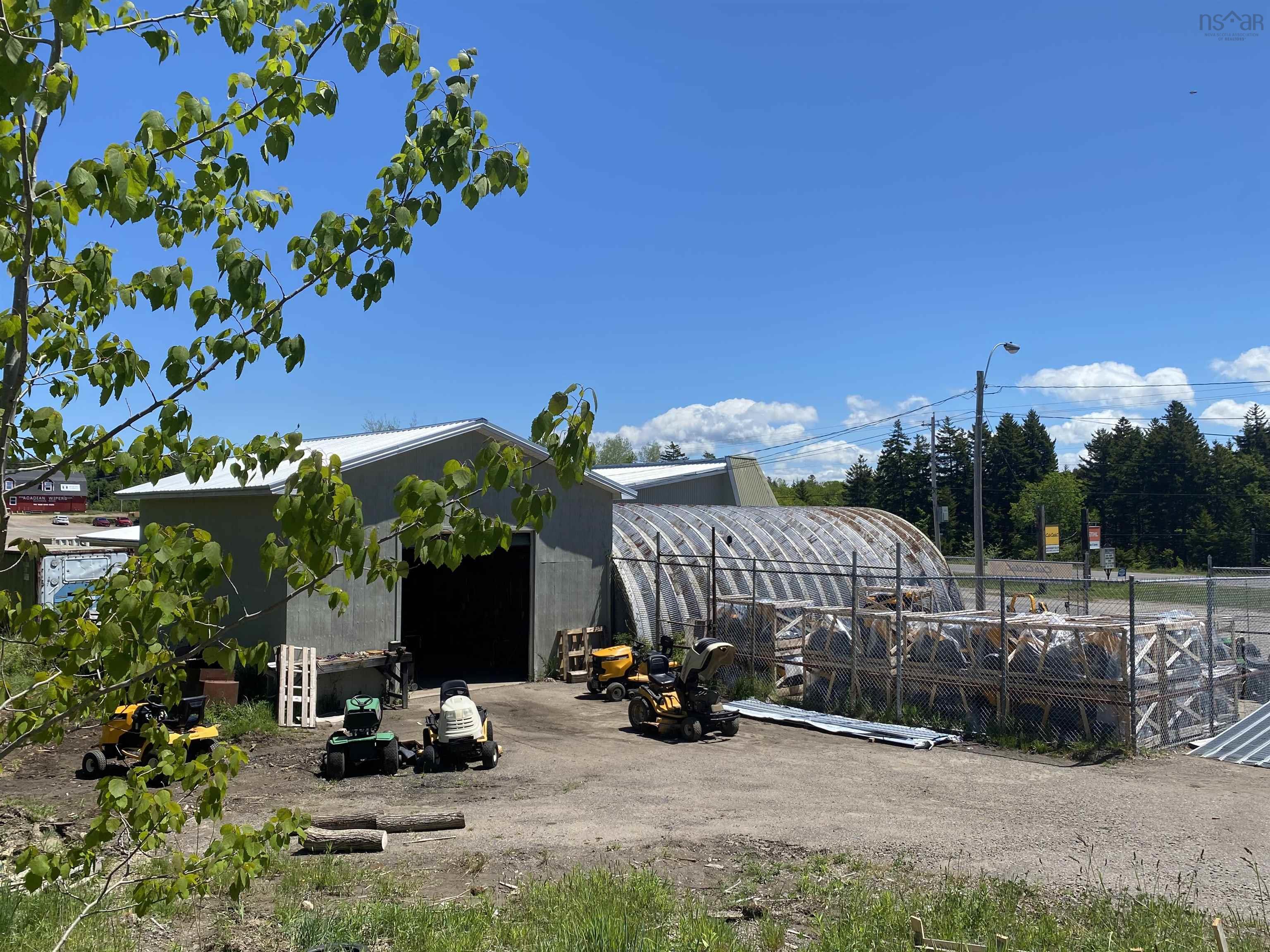 $309,000.00: 9881 No. 1 Highway, Marshalltown