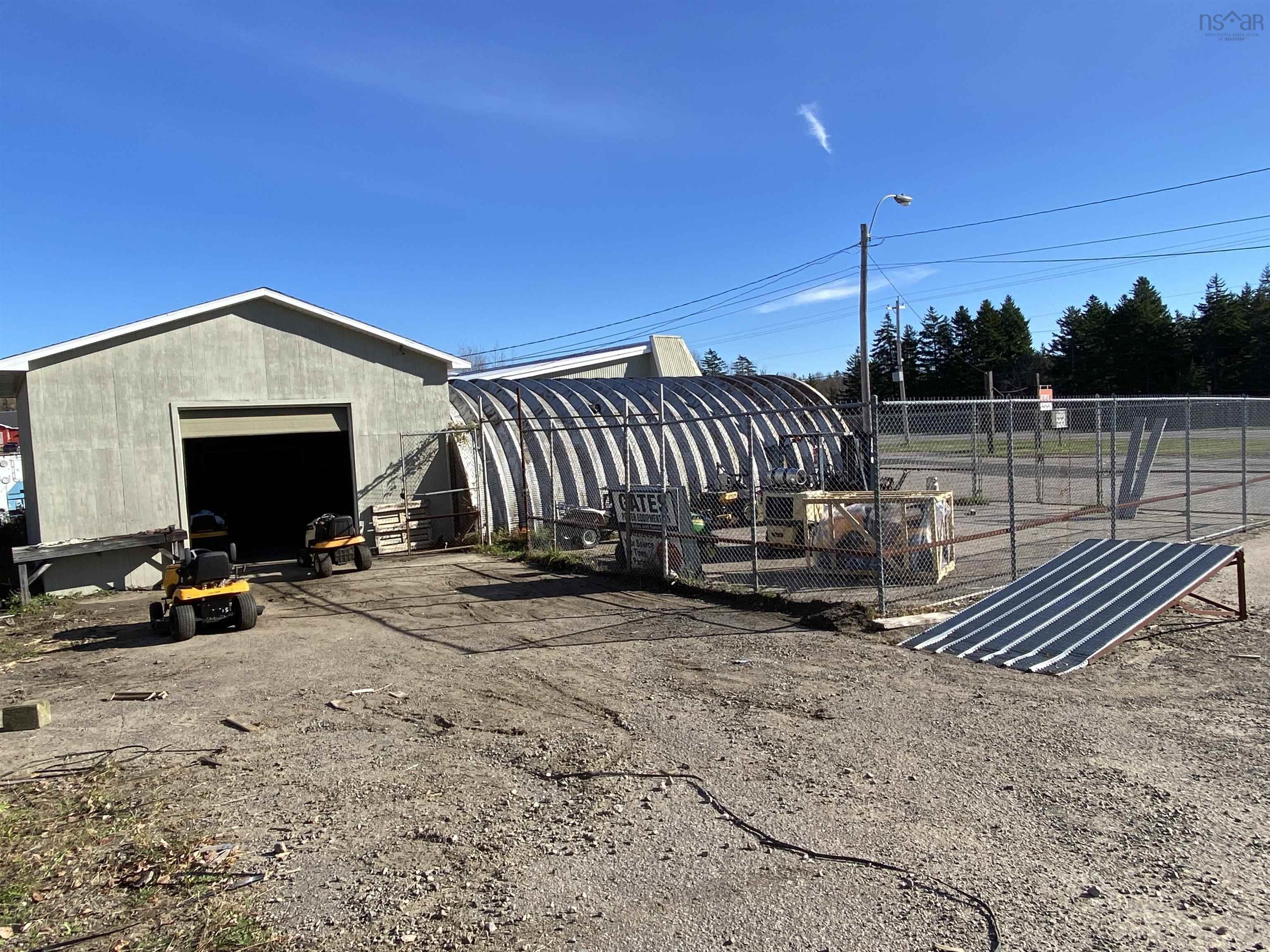 $309,000.00: 9881 No. 1 Highway, Marshalltown