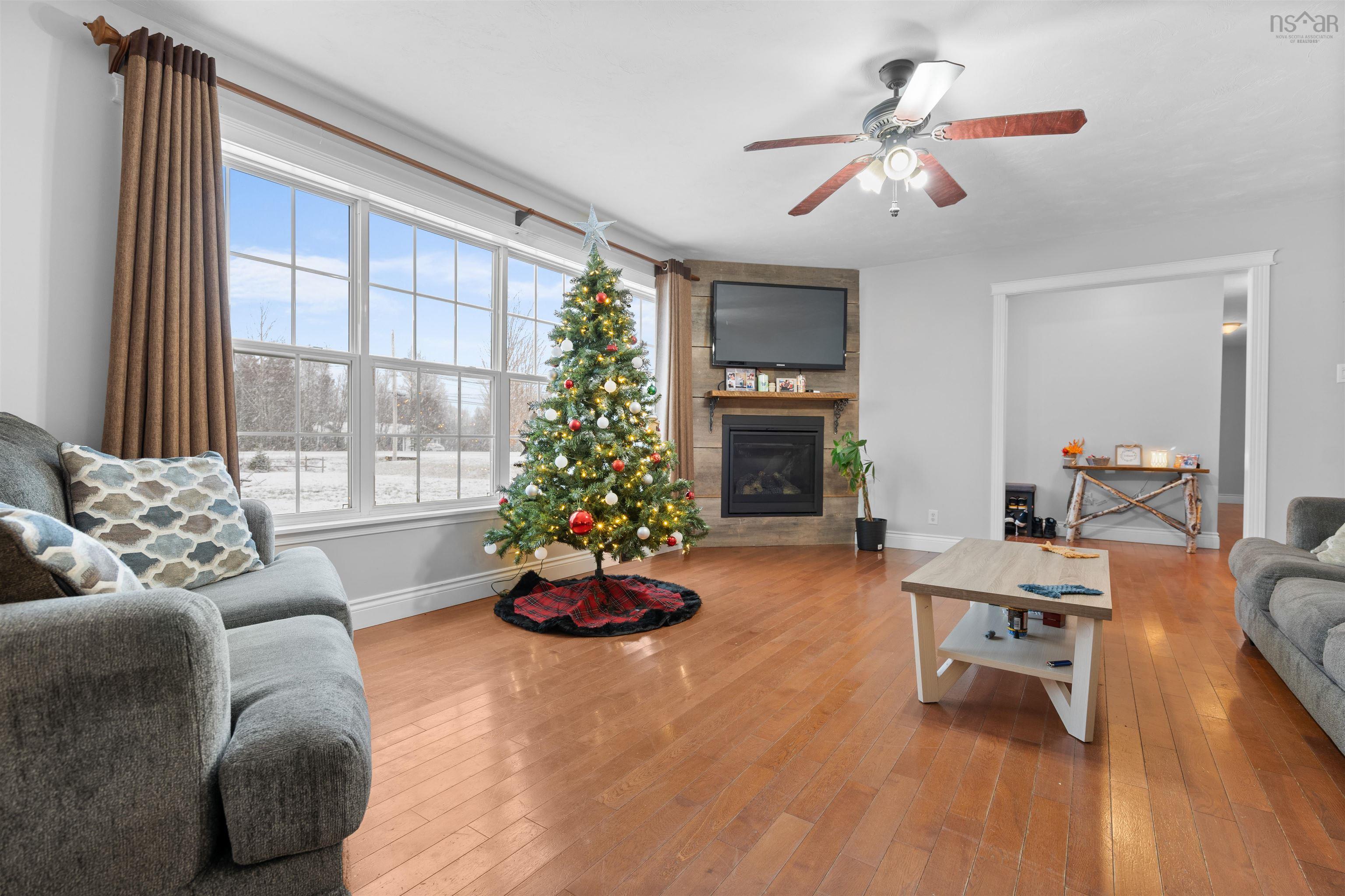 $432,900.00: 95 Riverbend Drive, Brookdale