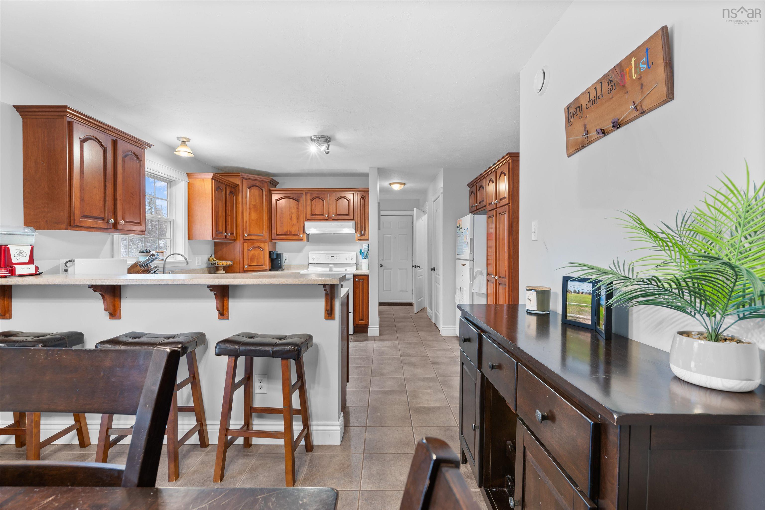 $432,900.00: 95 Riverbend Drive, Brookdale