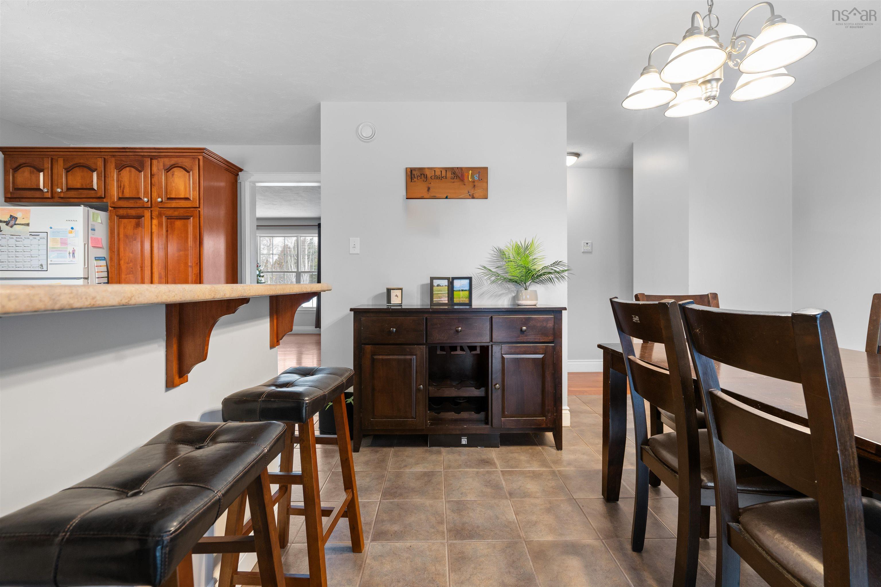 $432,900.00: 95 Riverbend Drive, Brookdale