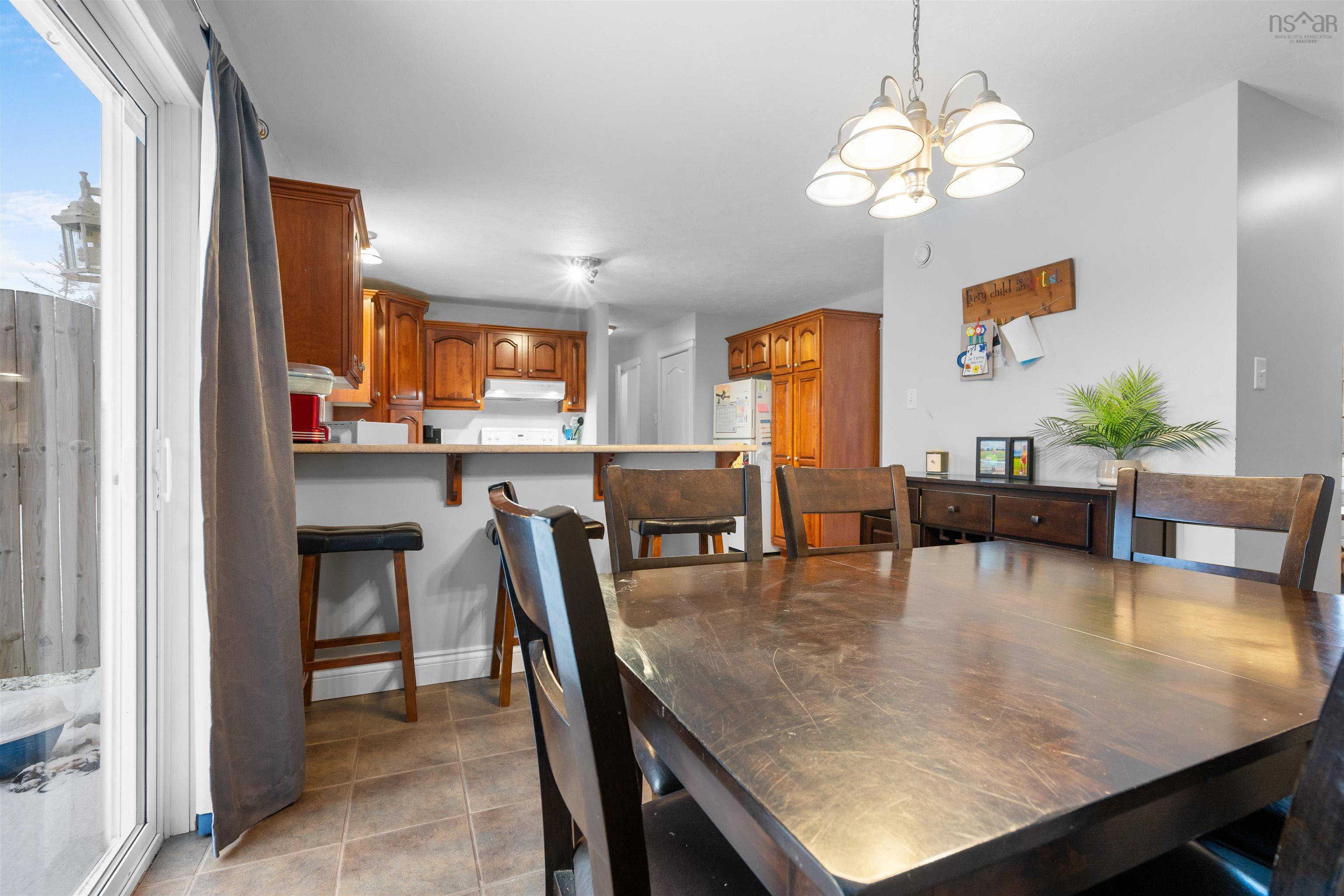 $432,900.00: 95 Riverbend Drive, Brookdale